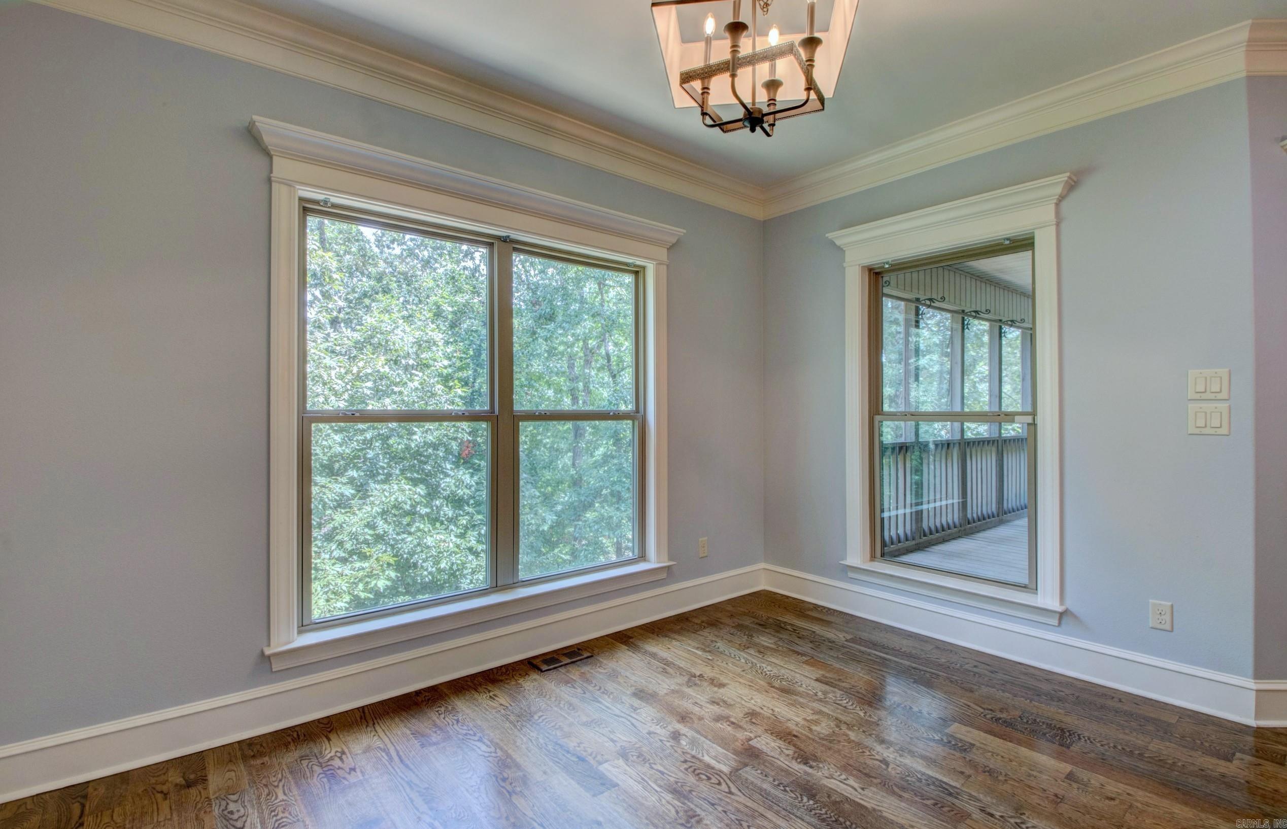 WOODLANDS EDGE - Residential