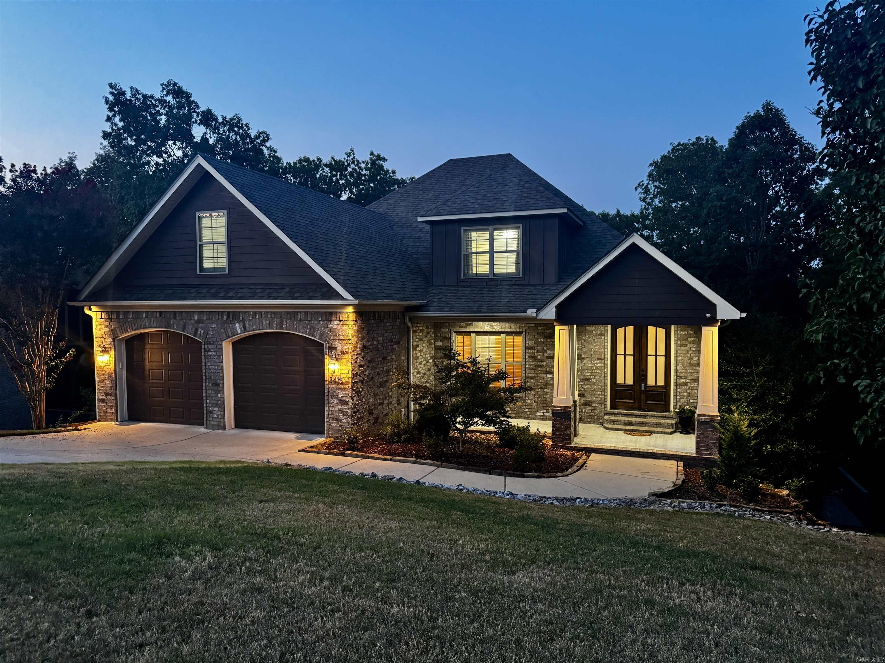 WOODLANDS EDGE - Residential