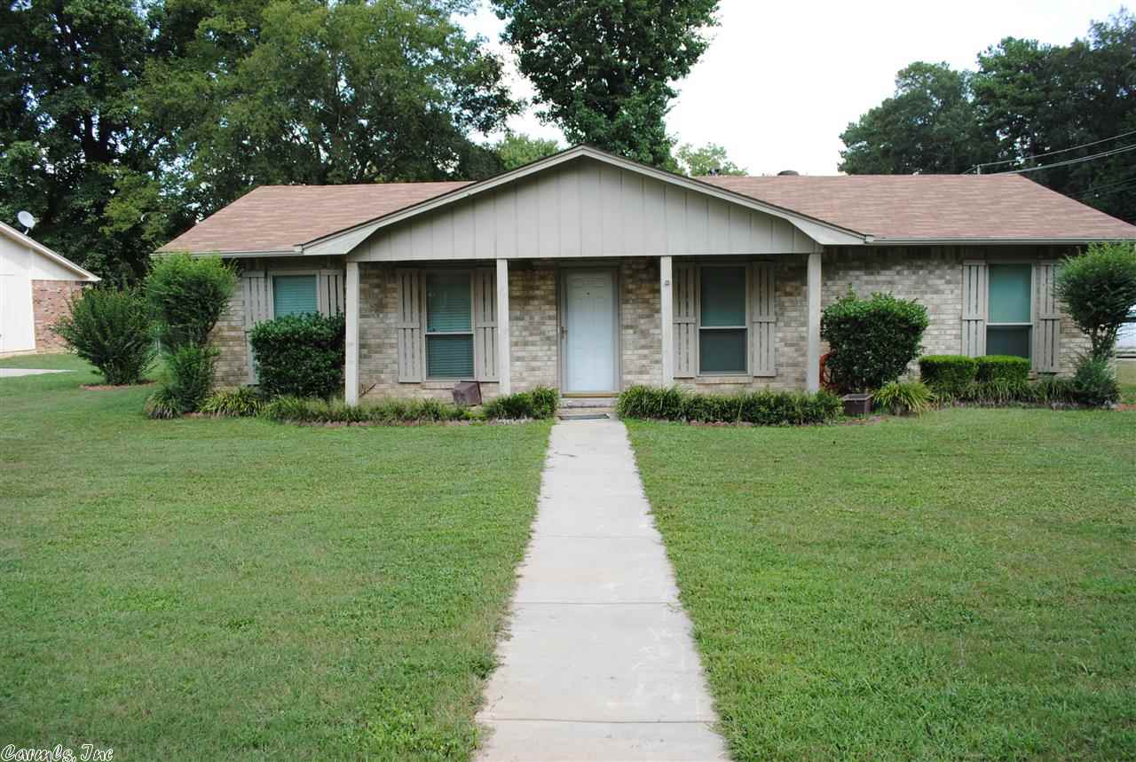 PECAN LAKE - Residential