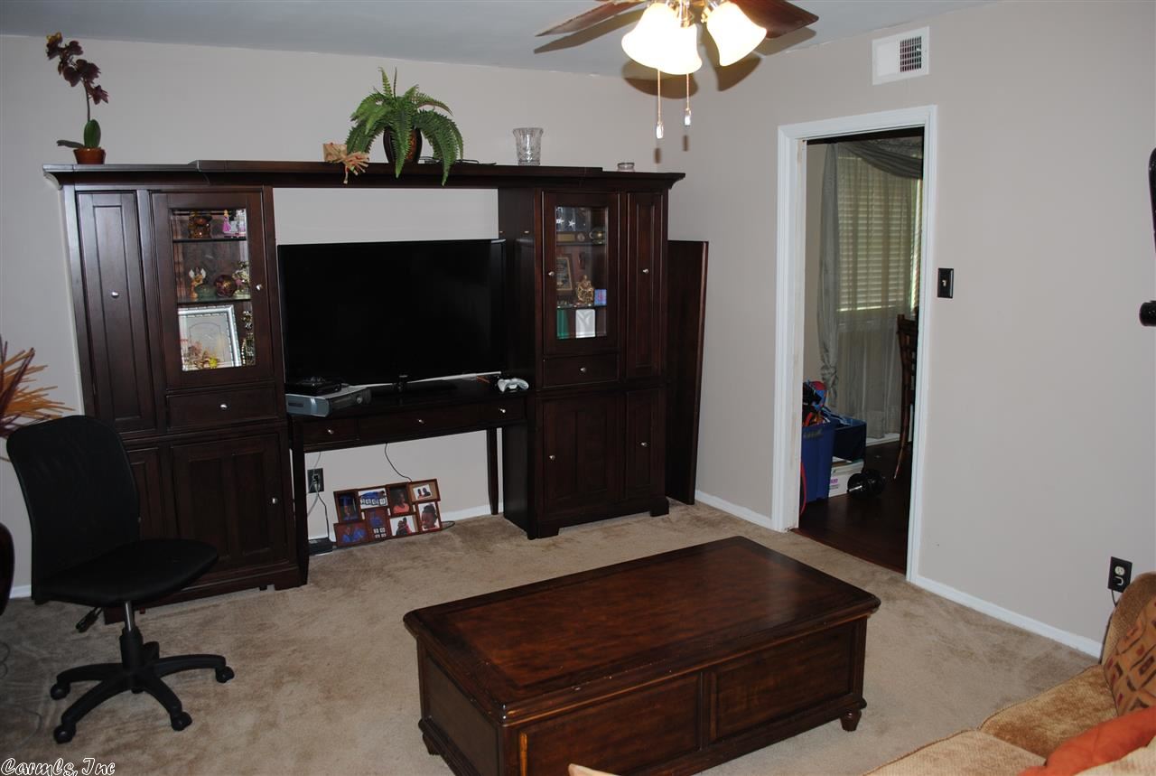 PECAN LAKE - Residential