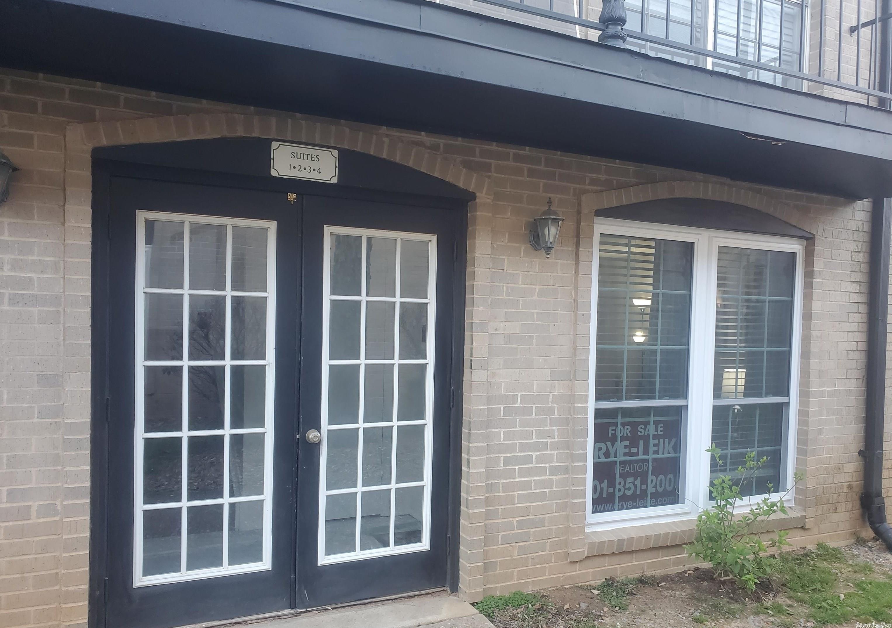 WINDSOR GARDENS CONDOMINIUMS - Residential