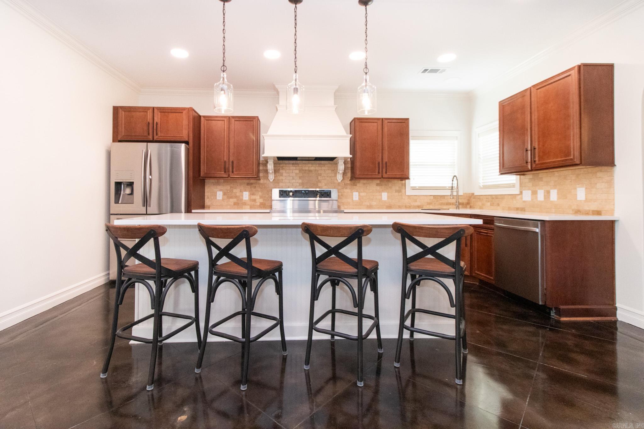 BARRINGTON PARK - Residential