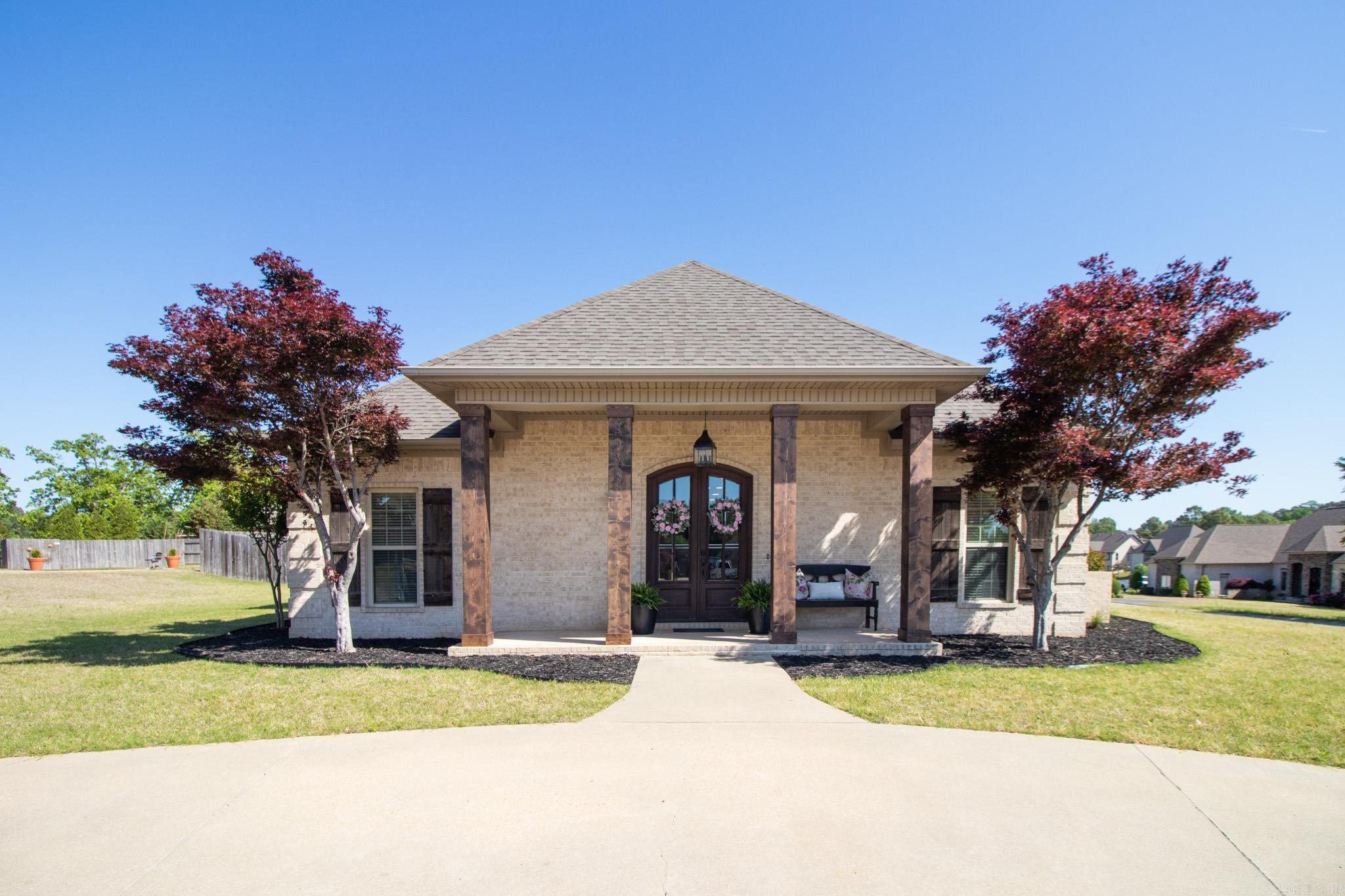 BARRINGTON PARK - Residential