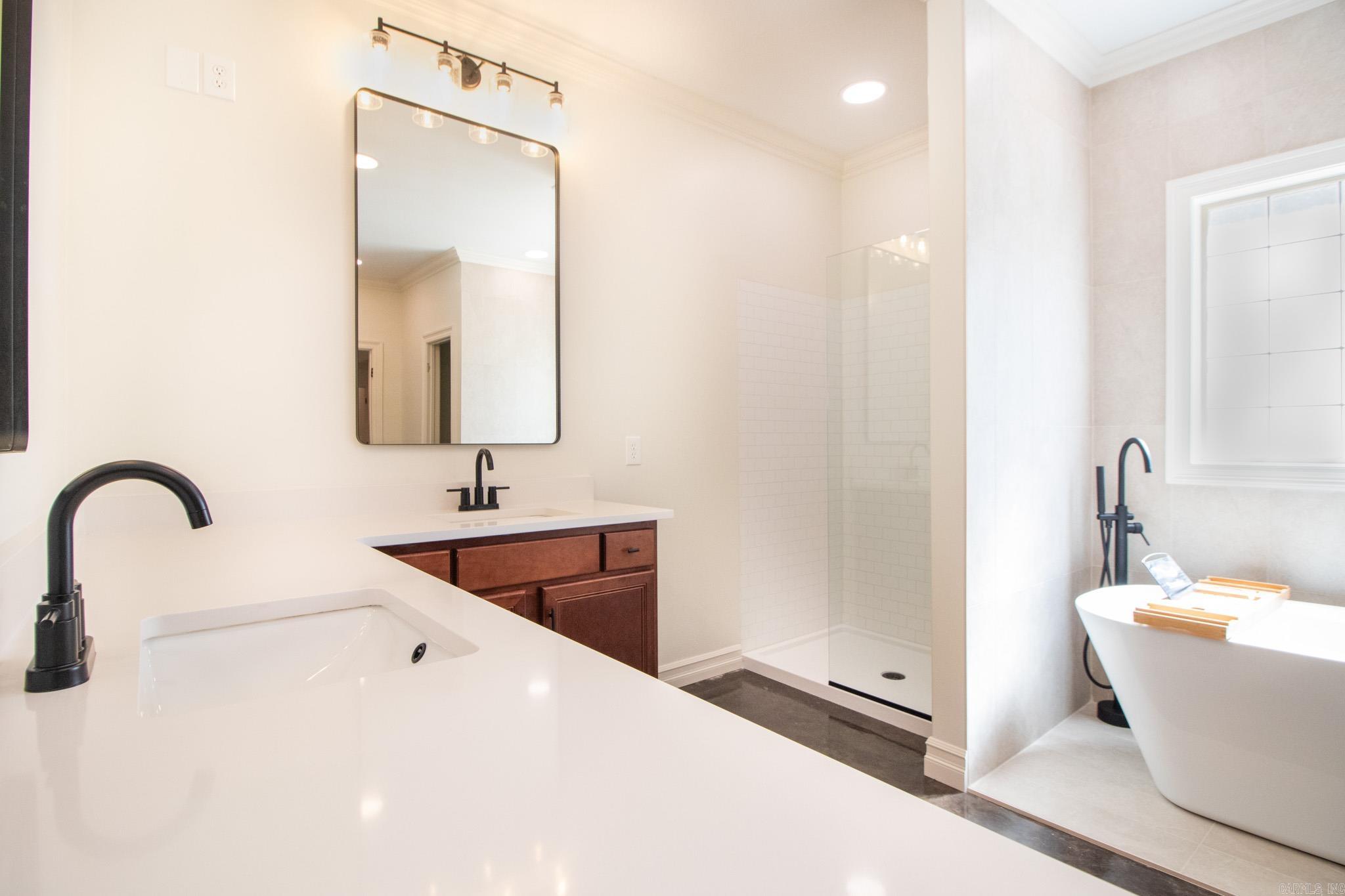 BARRINGTON PARK - Residential