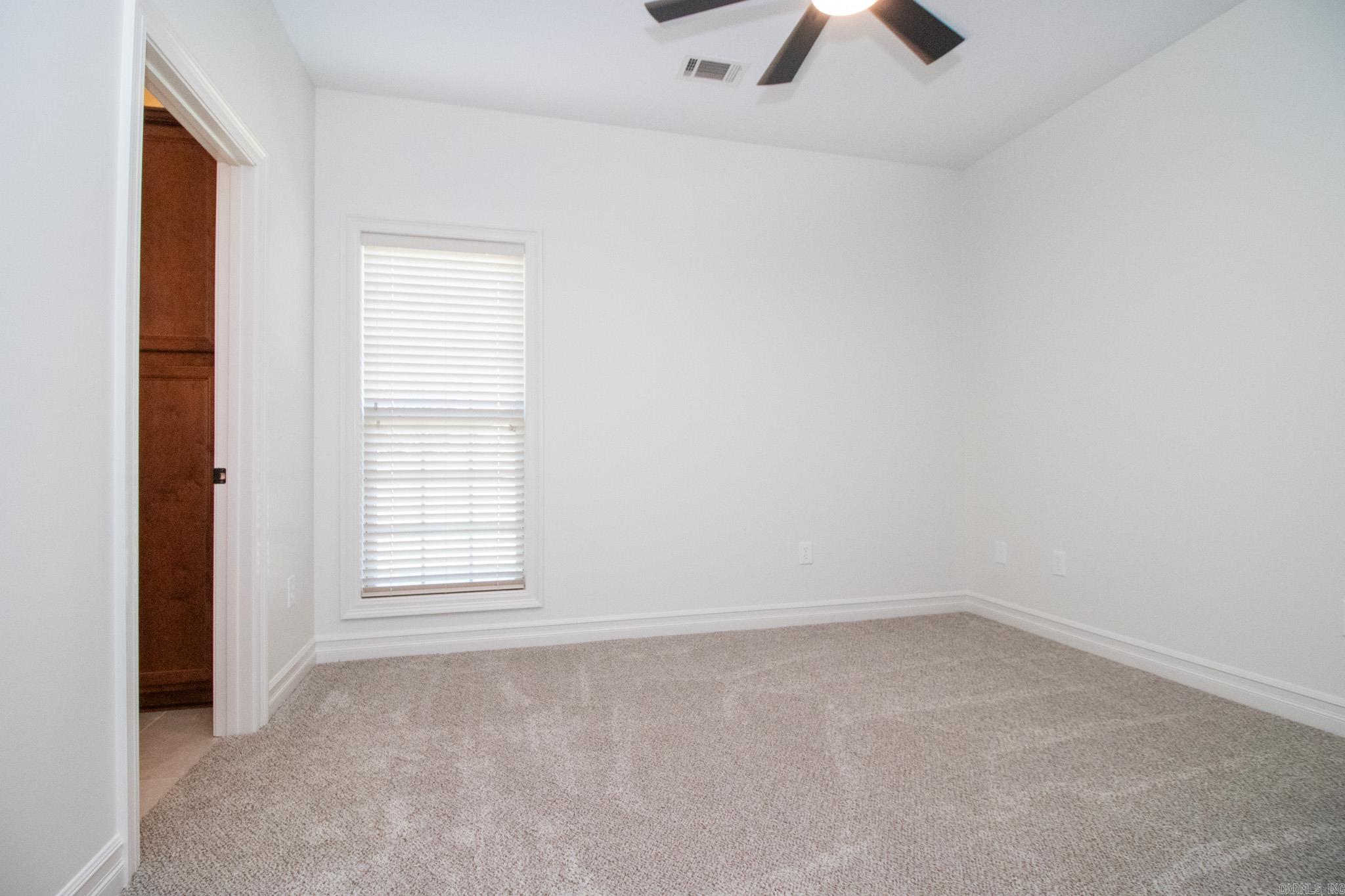 BARRINGTON PARK - Residential