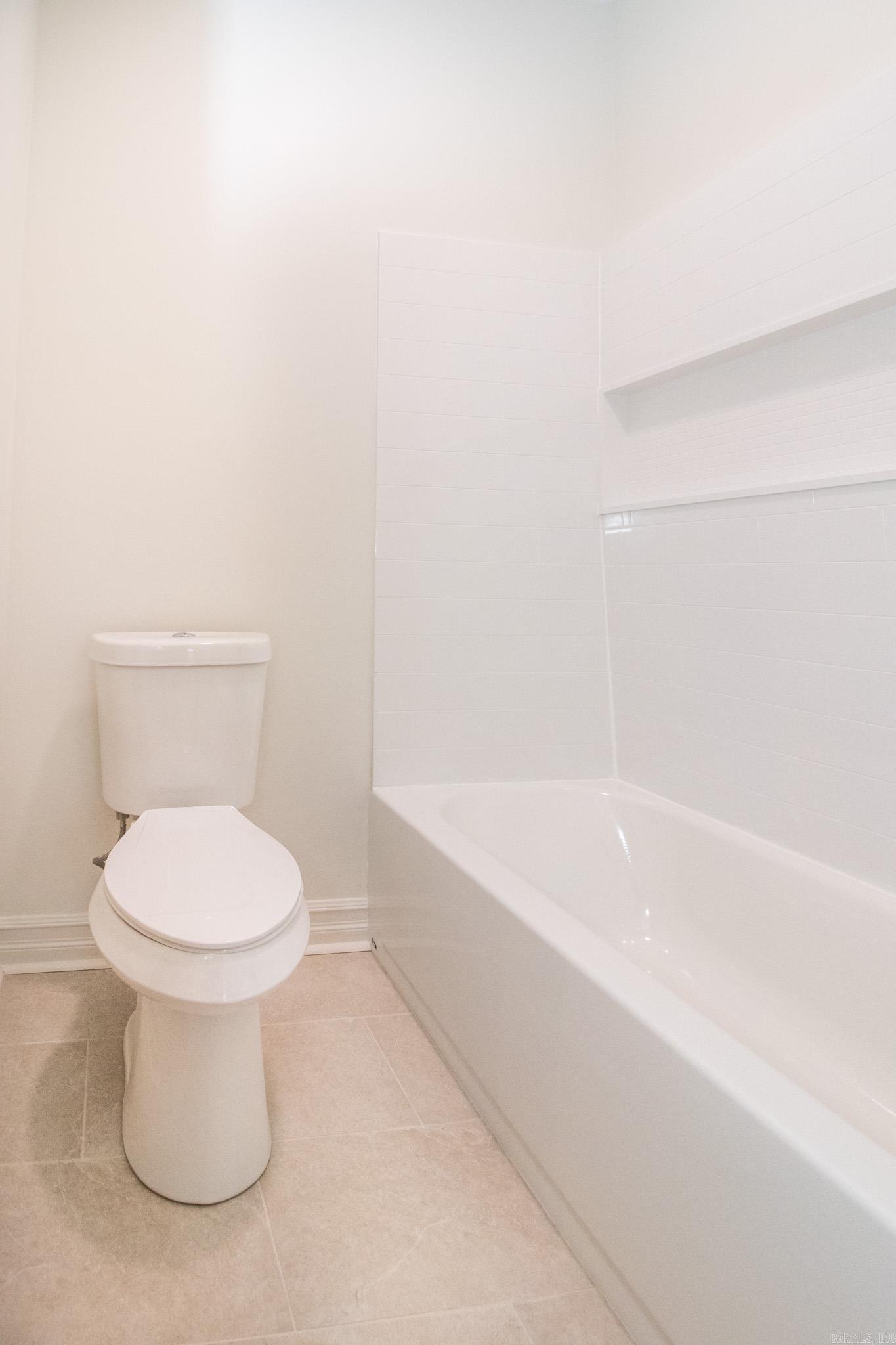 BARRINGTON PARK - Residential