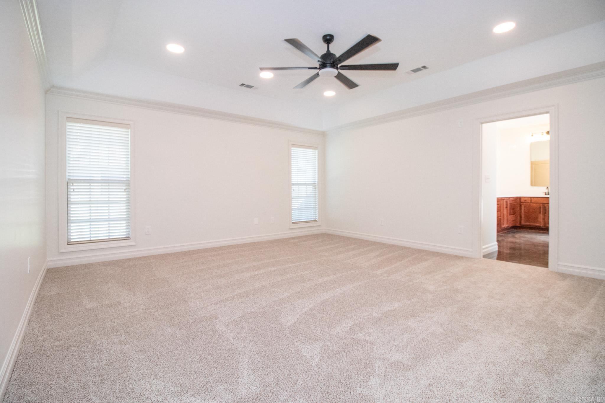 BARRINGTON PARK - Residential