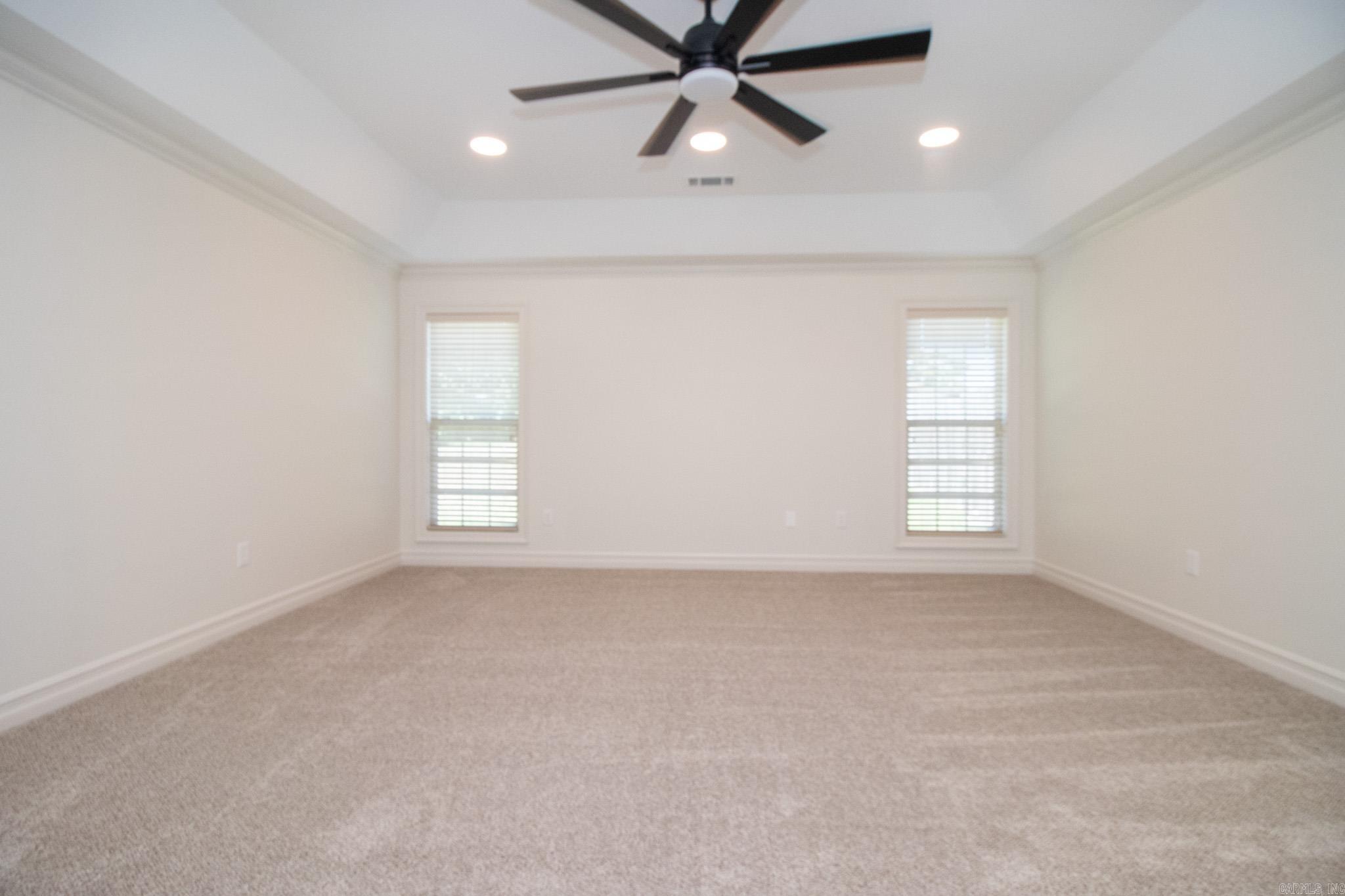 BARRINGTON PARK - Residential