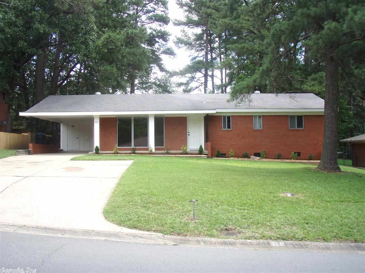 Markham Manor - Residential