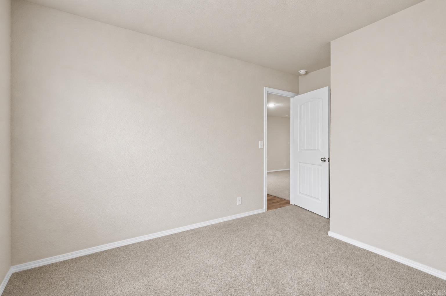 OAKLAND GROVE ESTATES - Residential