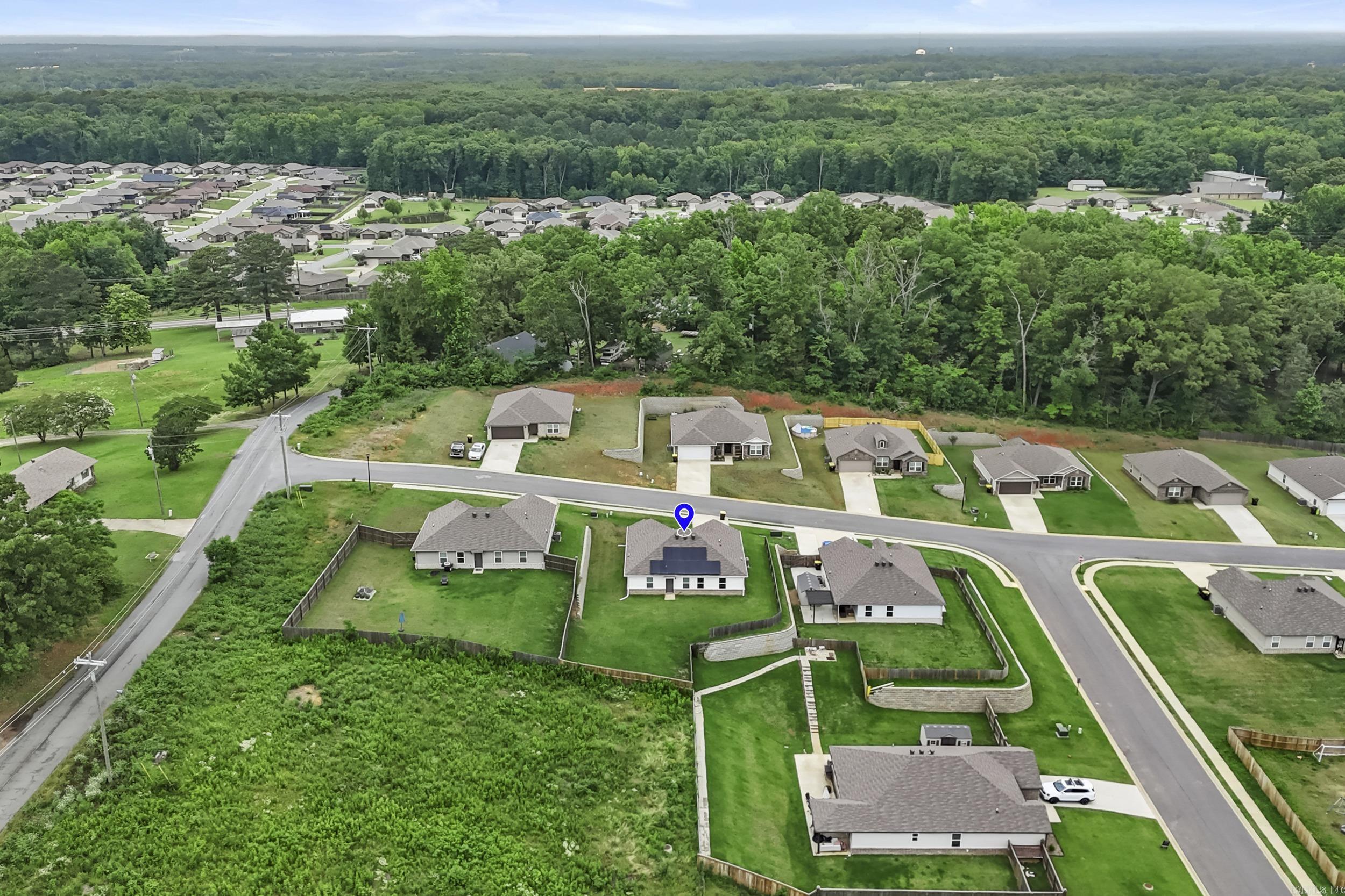 OAKLAND GROVE ESTATES - Residential