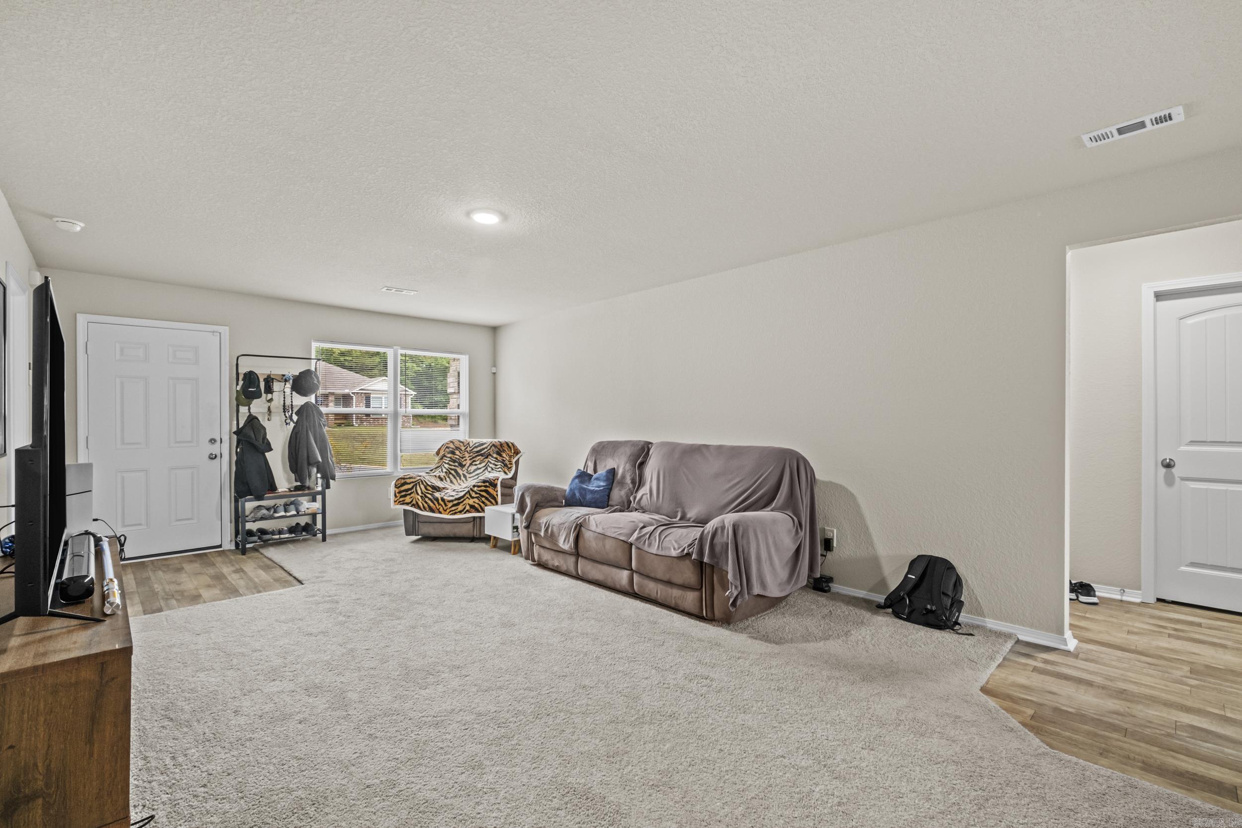 OAKLAND GROVE ESTATES - Residential