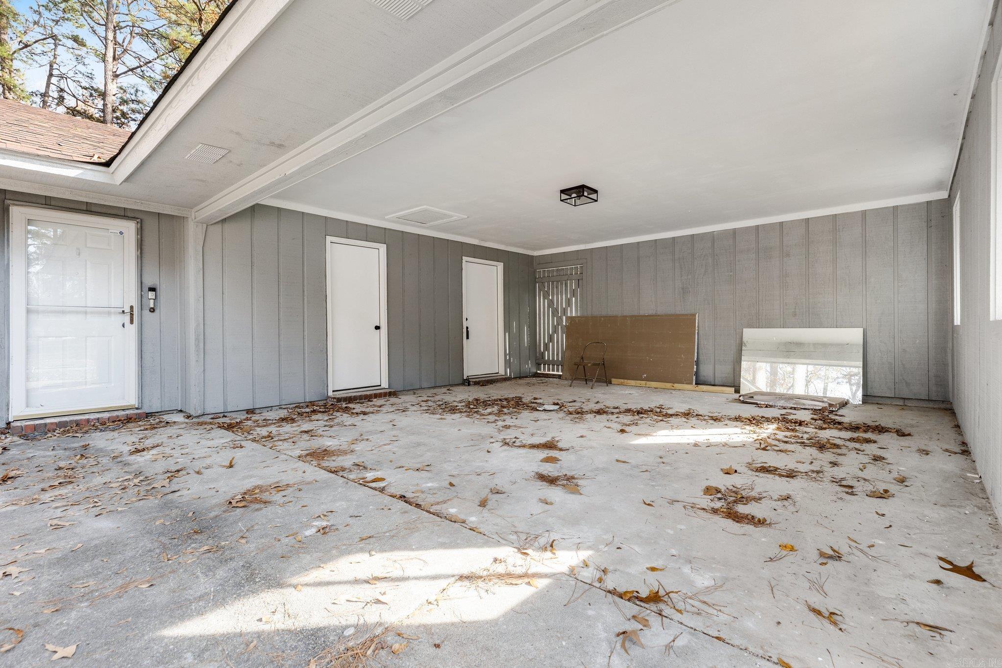 INDIAN HILLS PHASE - Residential