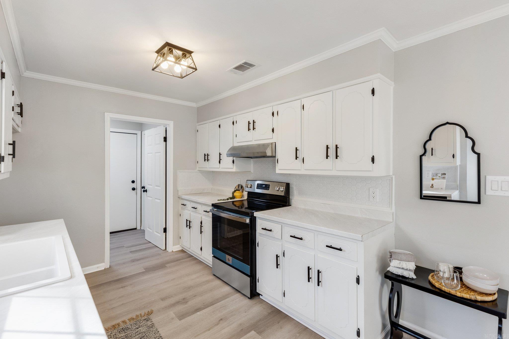 INDIAN HILLS PHASE - Residential