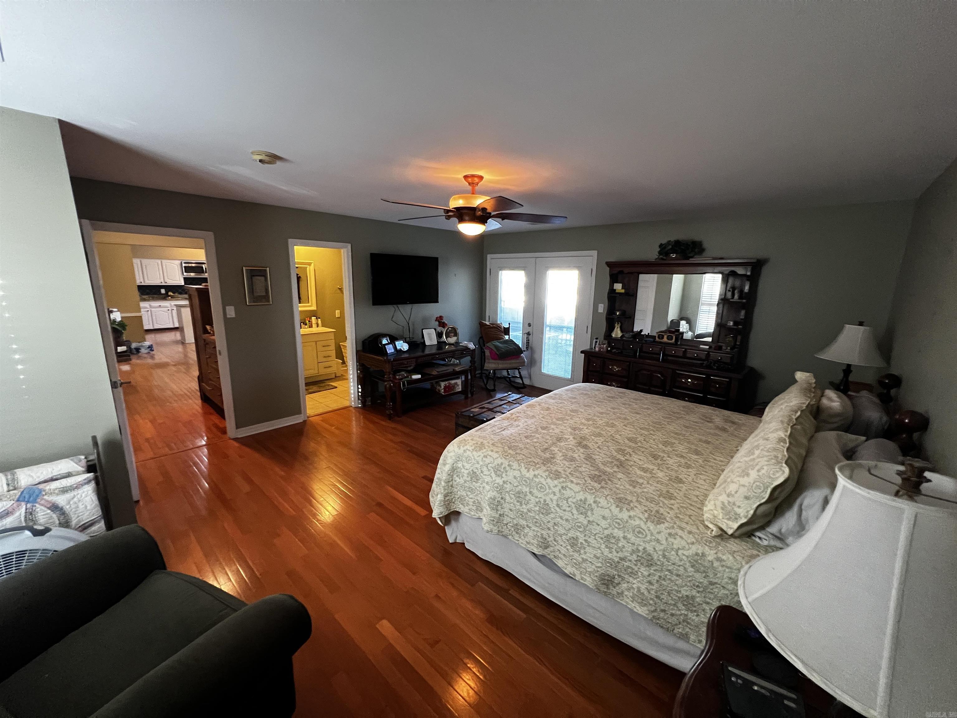 Lincoln Terrace - Residential