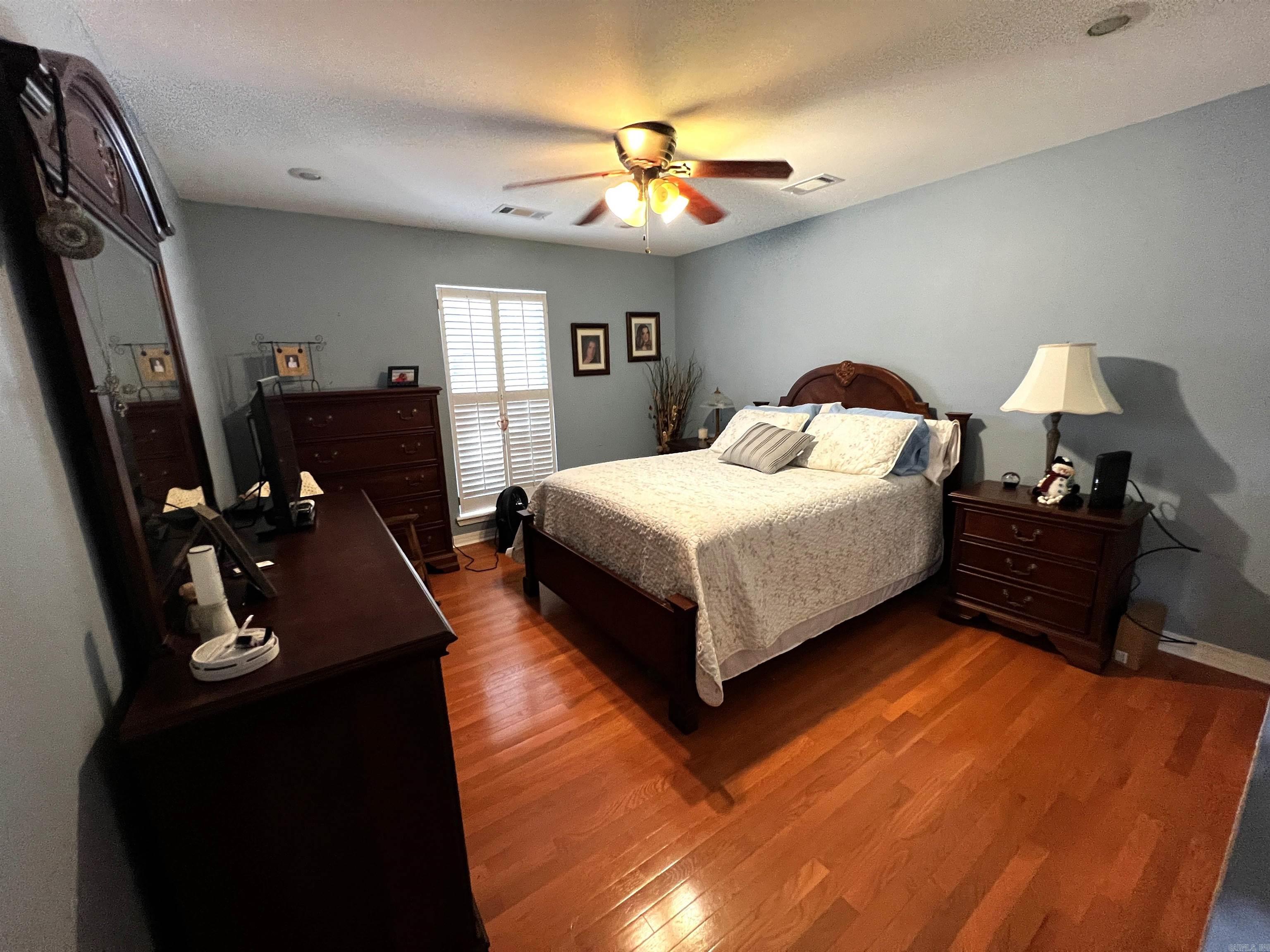 Lincoln Terrace - Residential