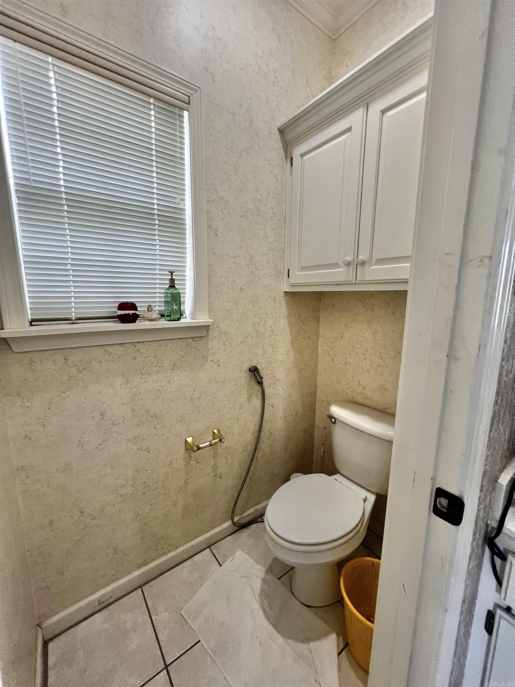 RIVER OAKS - Residential