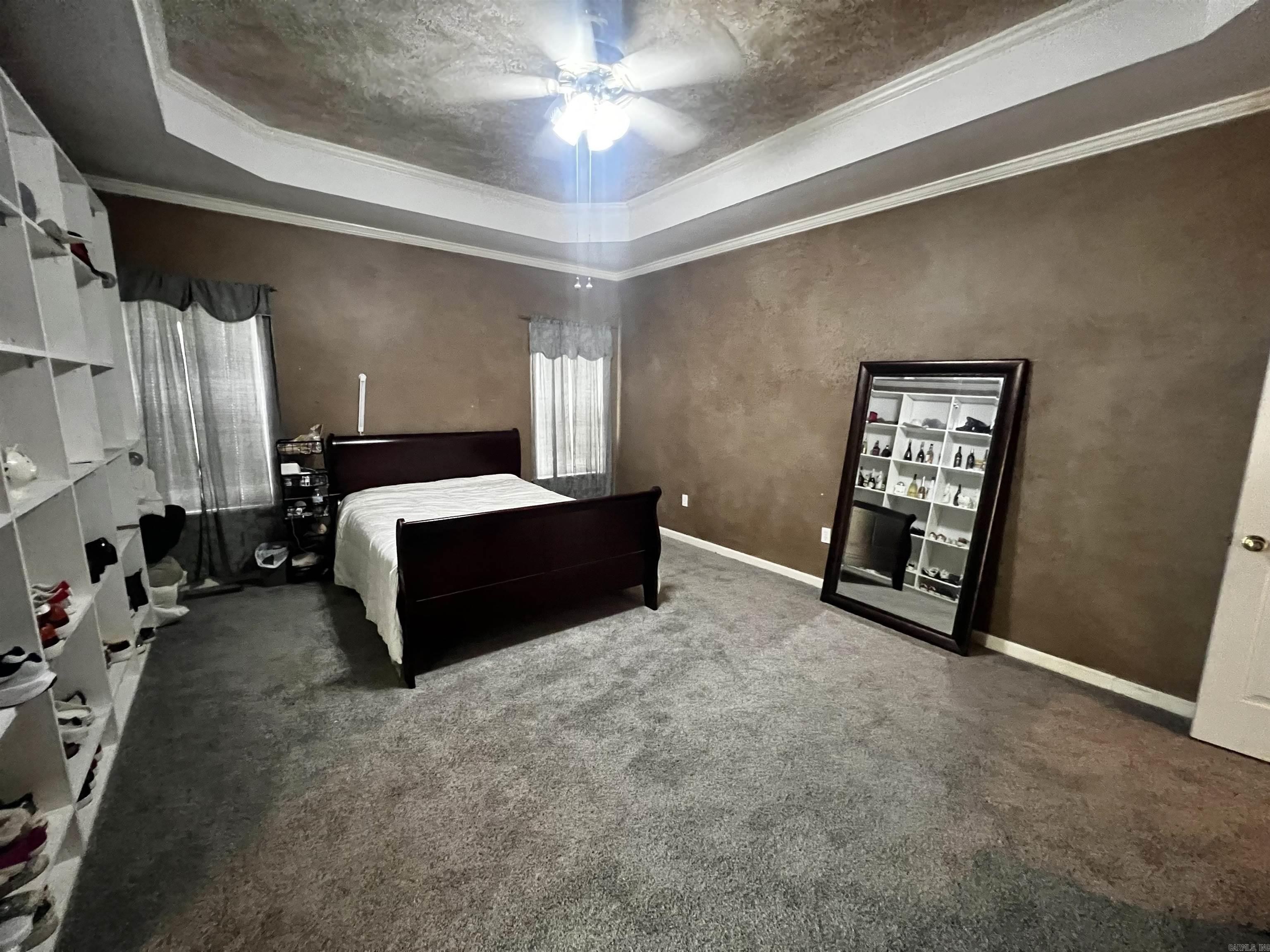 RIVER OAKS - Residential