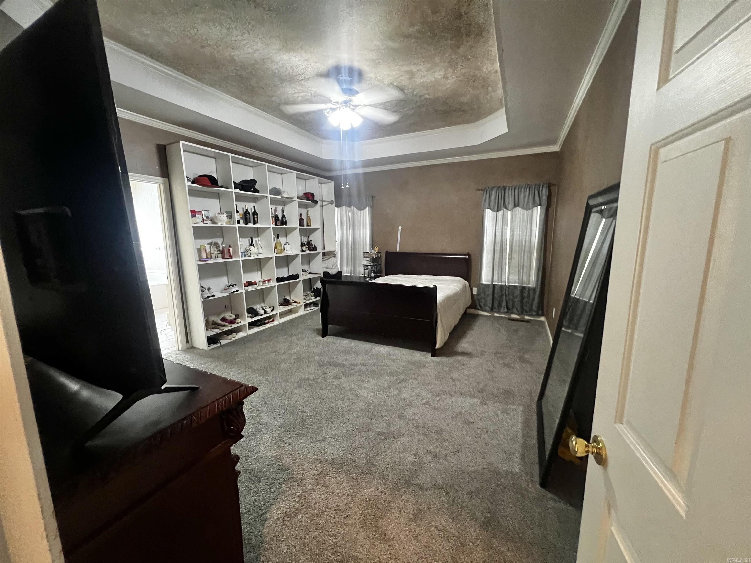 RIVER OAKS - Residential