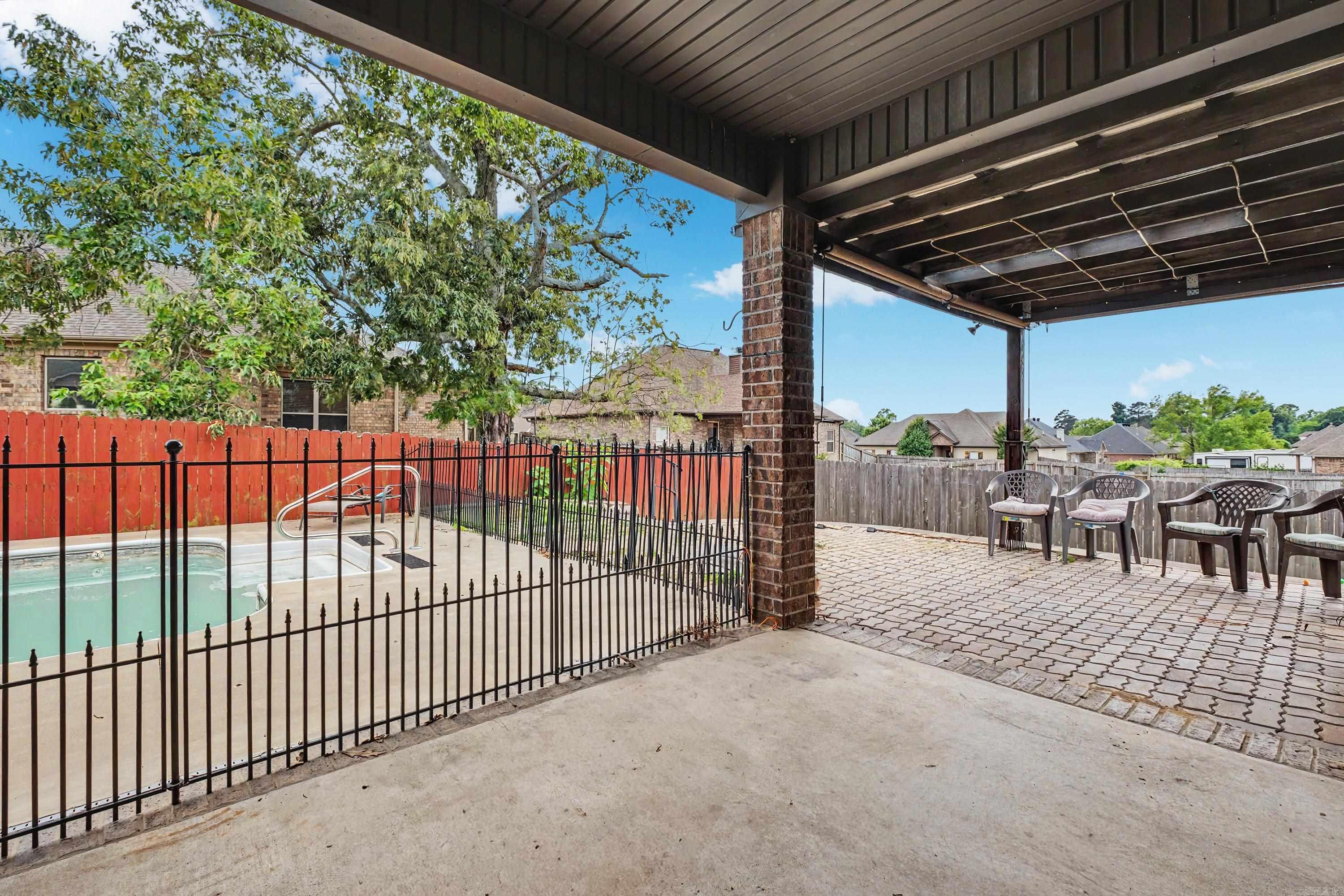 REMINGTON PLACE - Residential