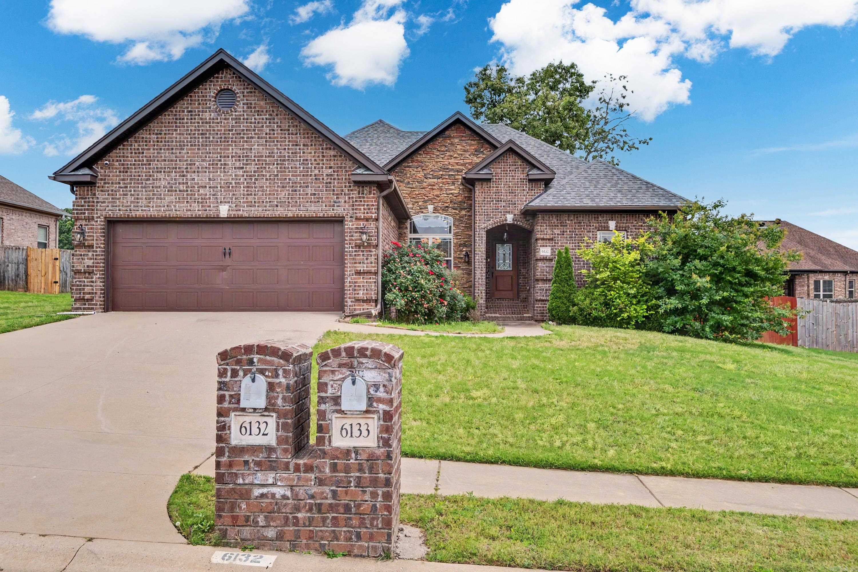 REMINGTON PLACE - Residential