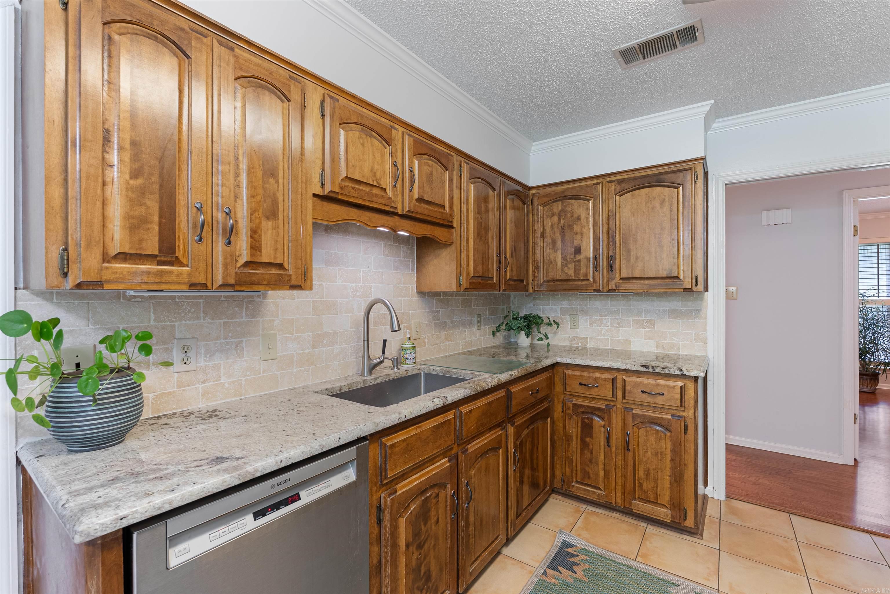 LUDINGTON HGTS - Residential