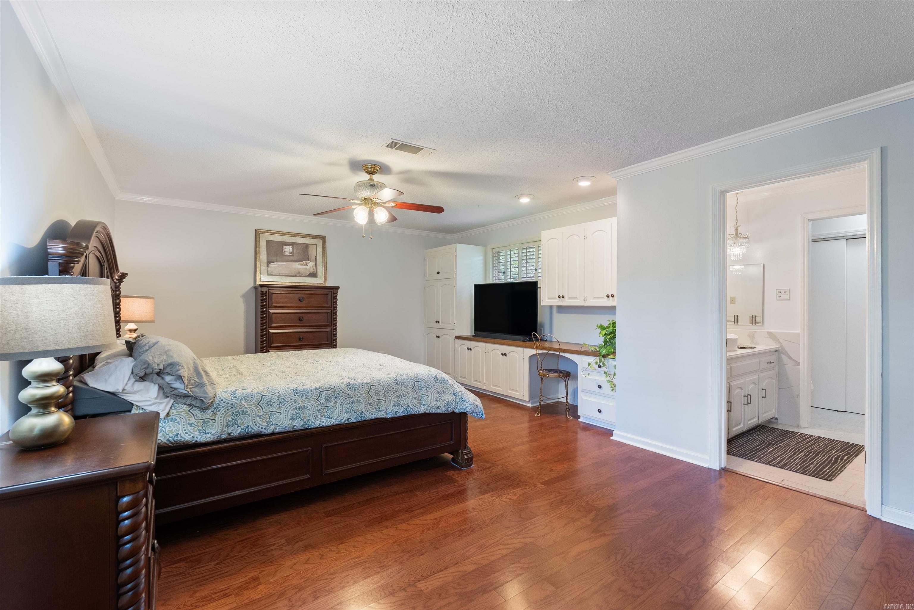 LUDINGTON HGTS - Residential