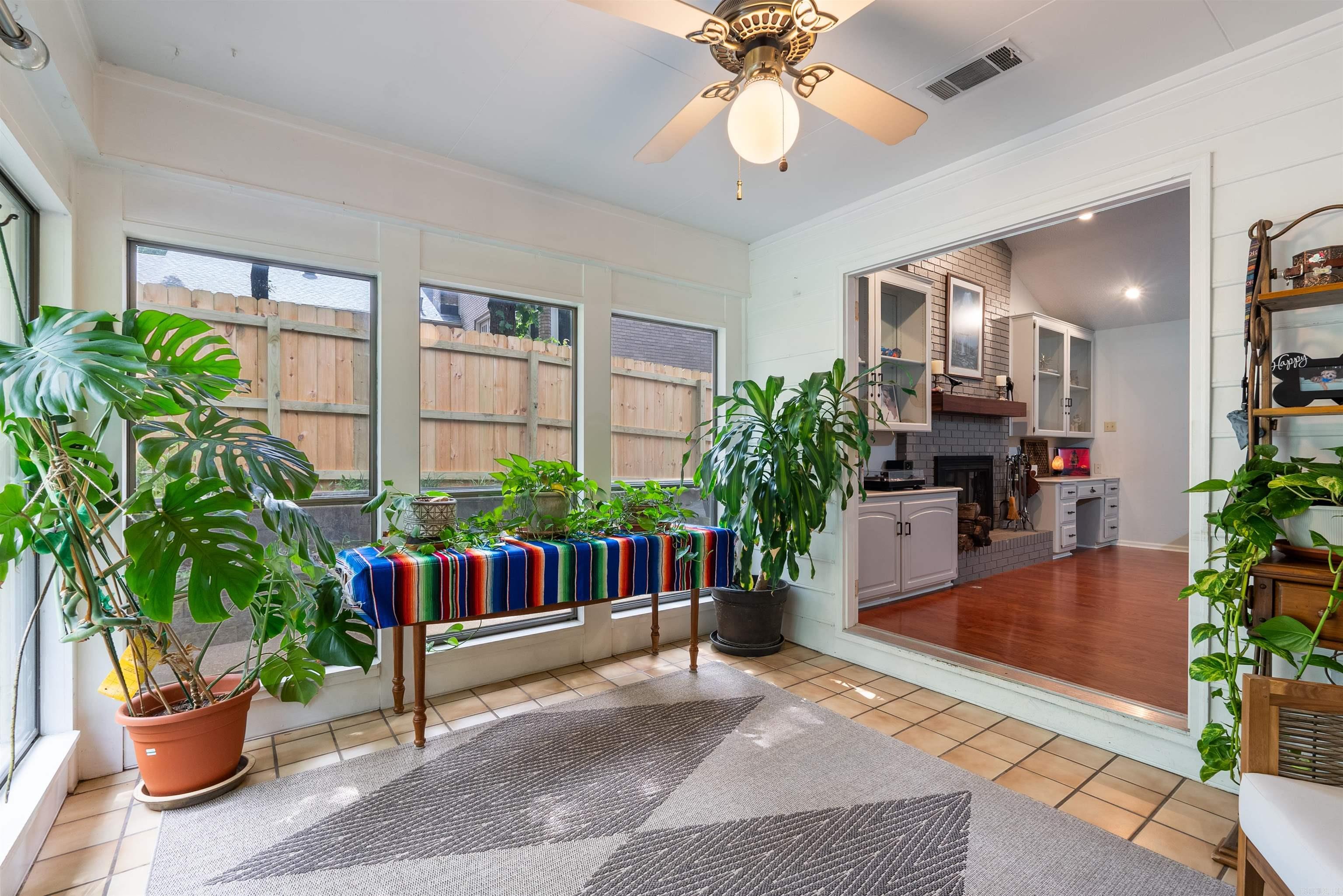 LUDINGTON HGTS - Residential