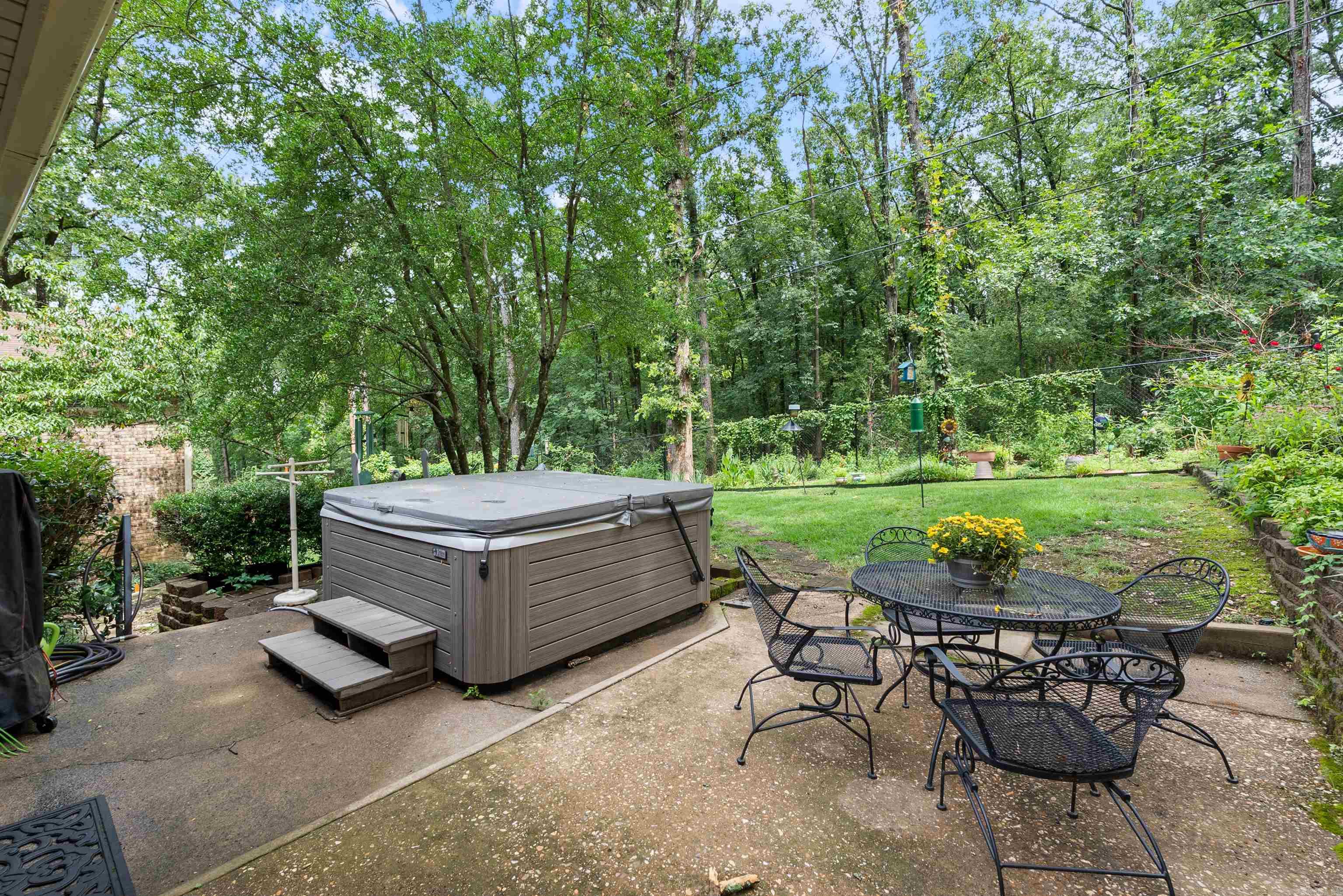 LUDINGTON HGTS - Residential