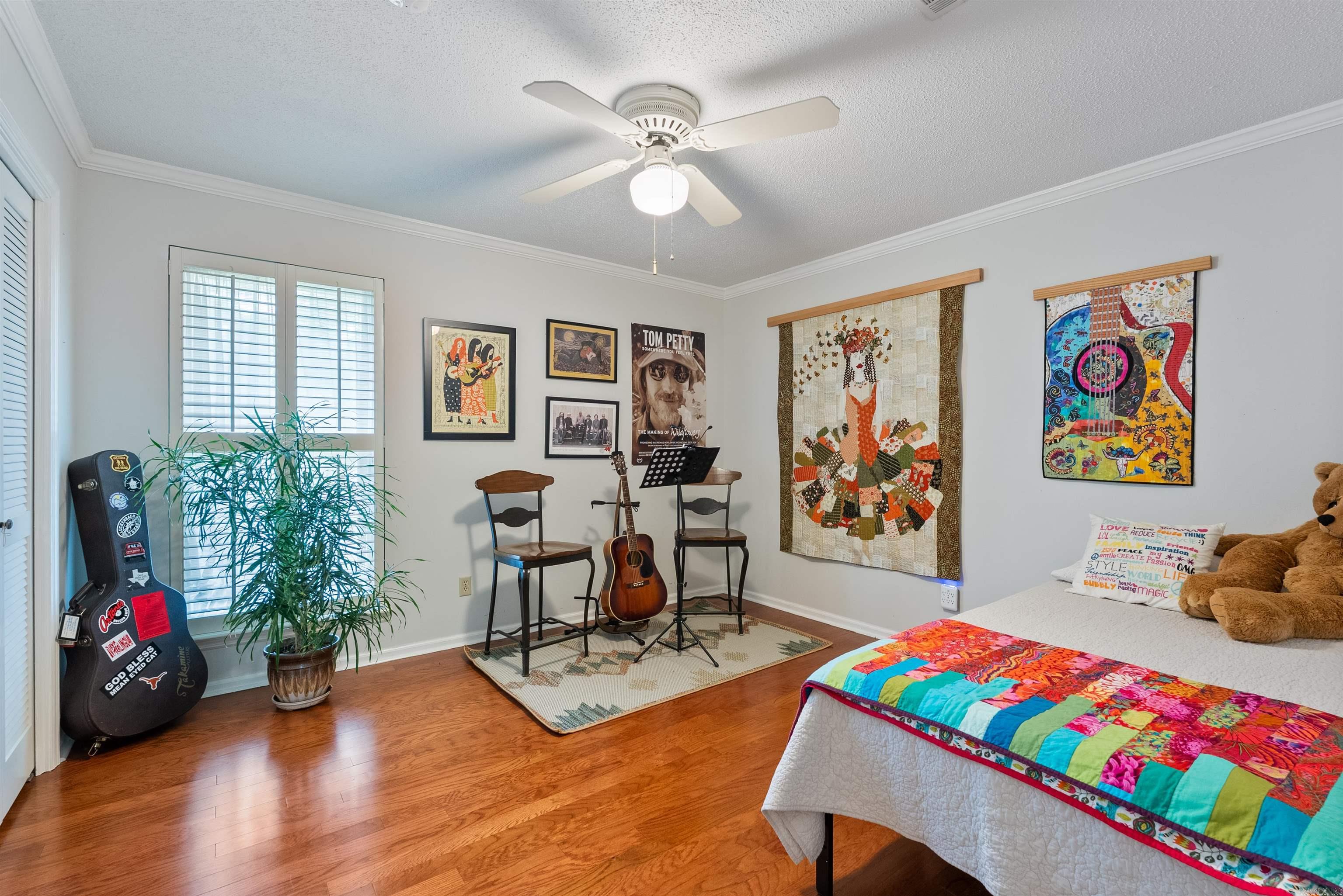 LUDINGTON HGTS - Residential