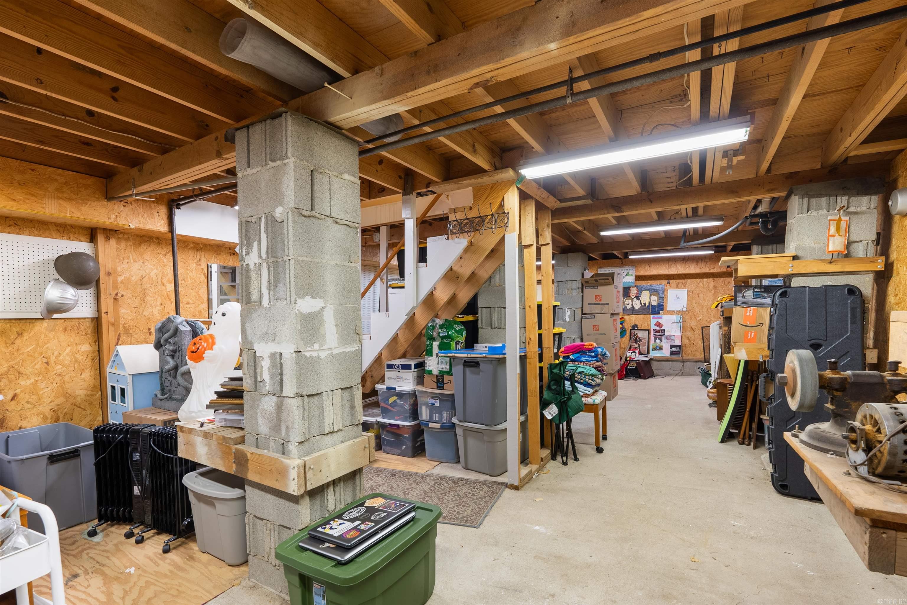 LUDINGTON HGTS - Residential