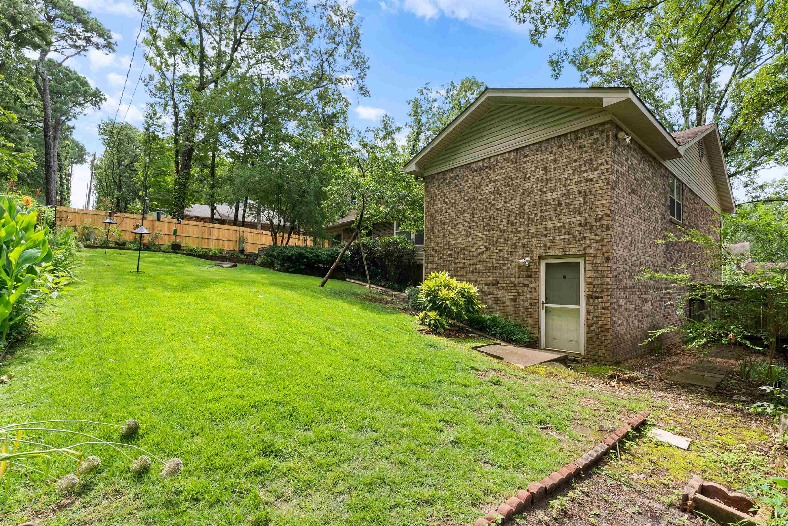 LUDINGTON HGTS - Residential