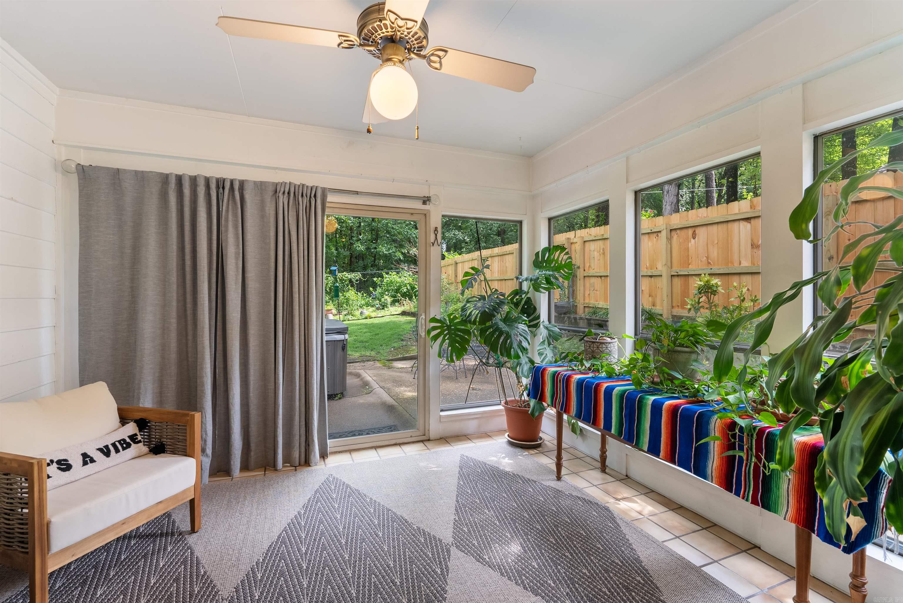 LUDINGTON HGTS - Residential