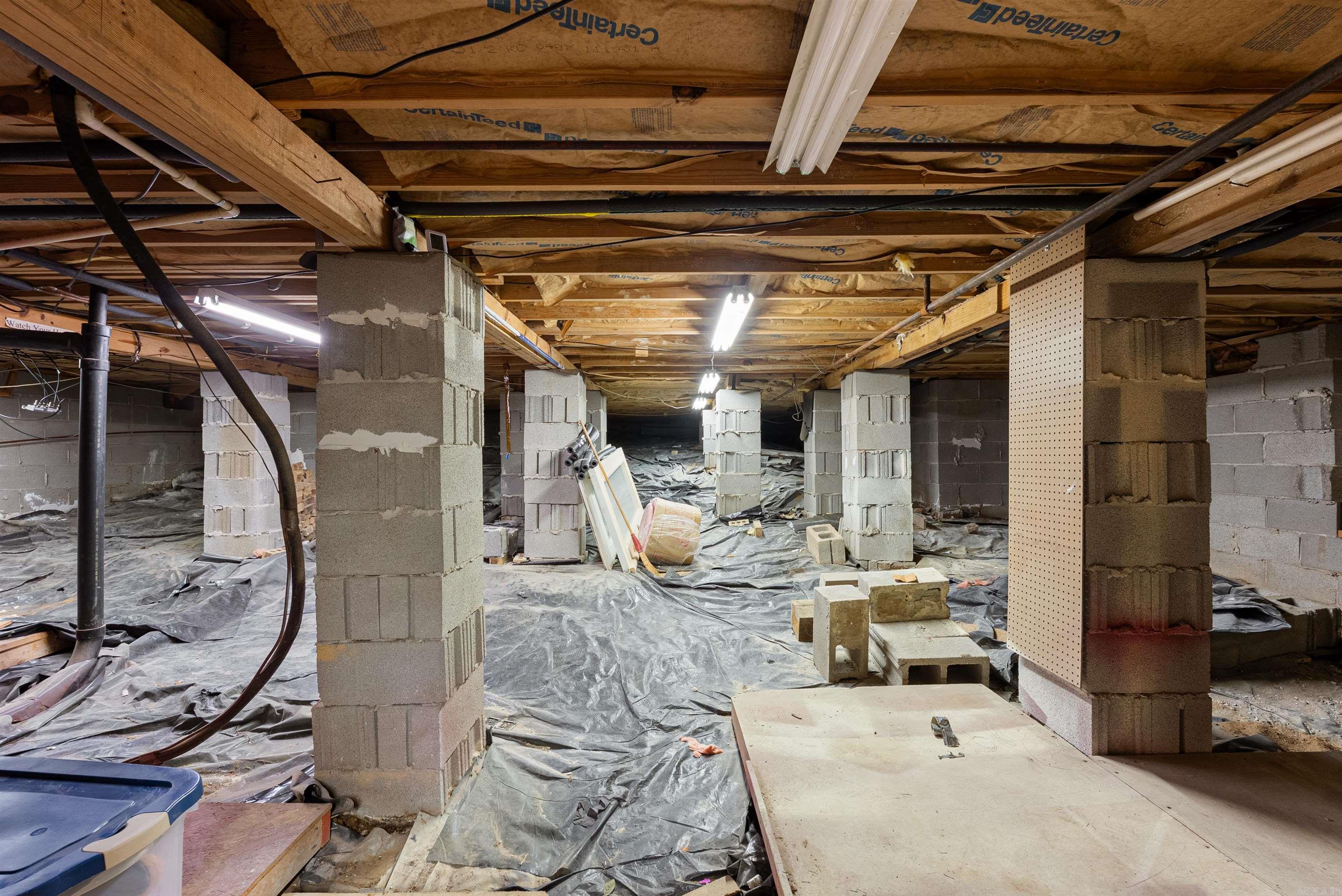 LUDINGTON HGTS - Residential