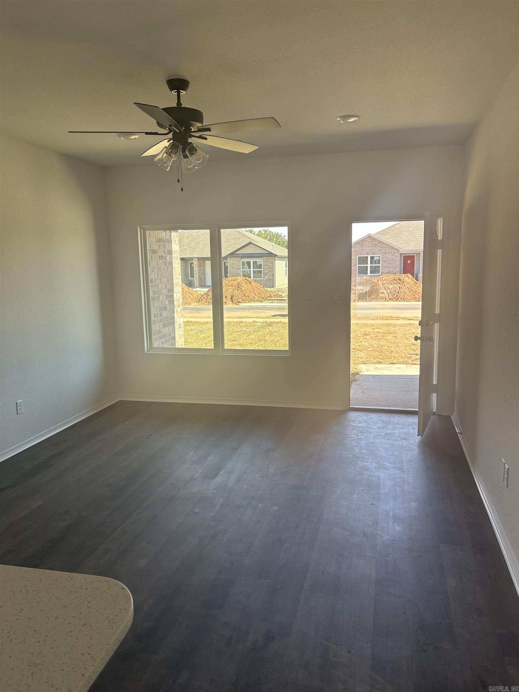 HILL FARM - Residential