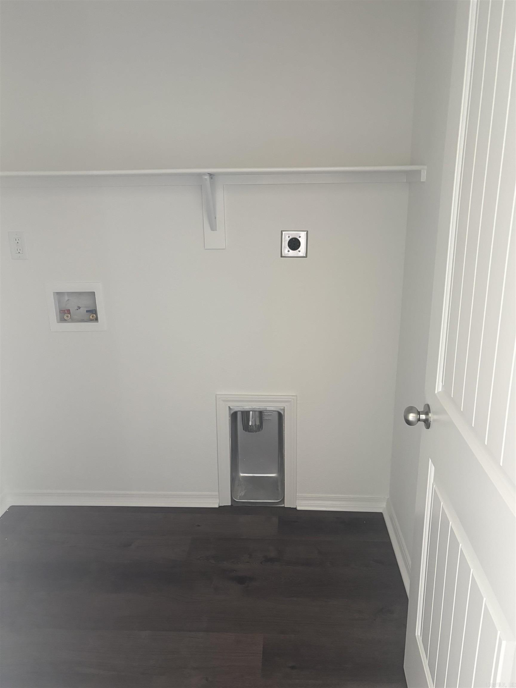 HILL FARM - Residential