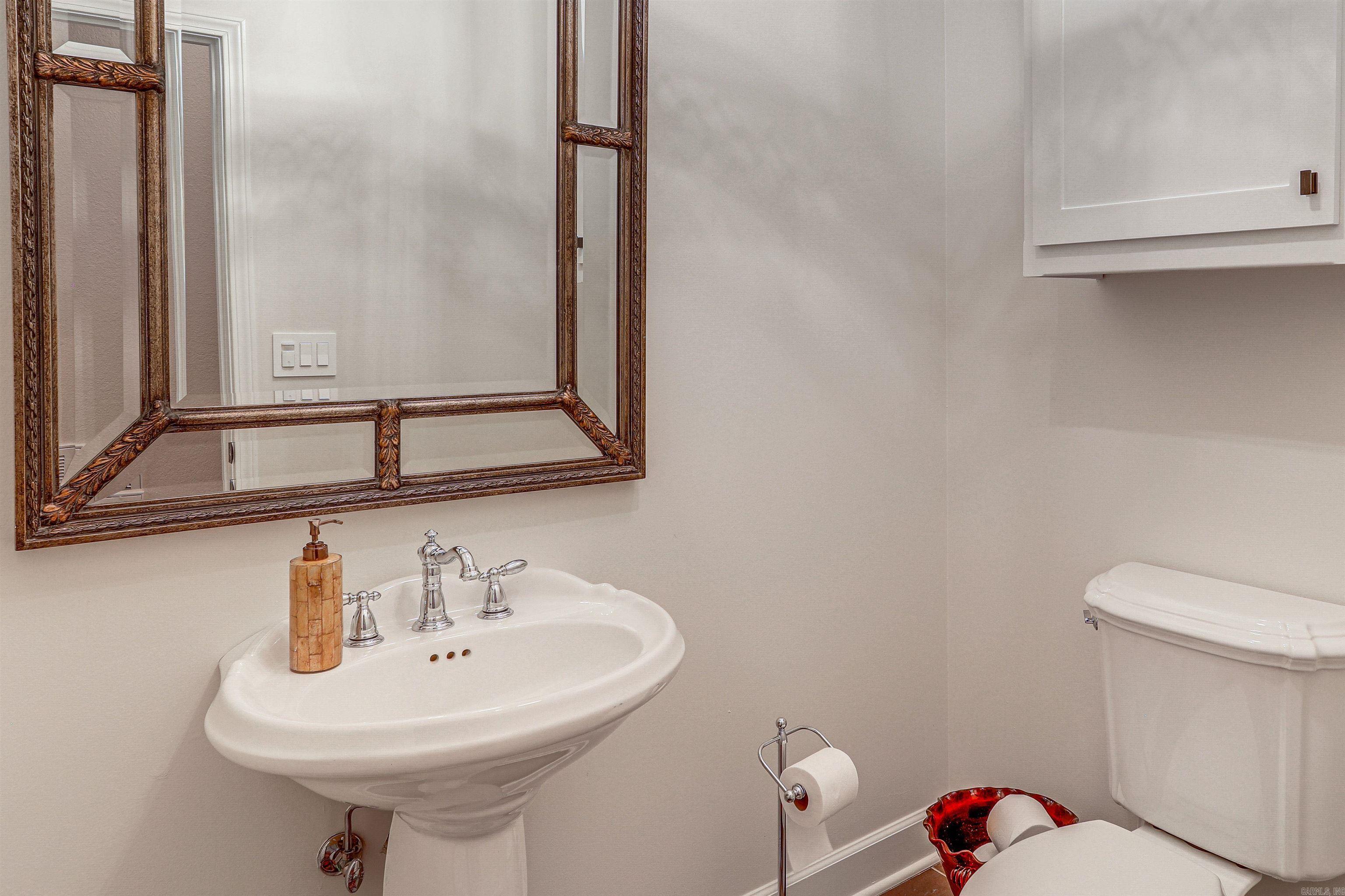 DIAMOND BLUFF ESTATES - Residential