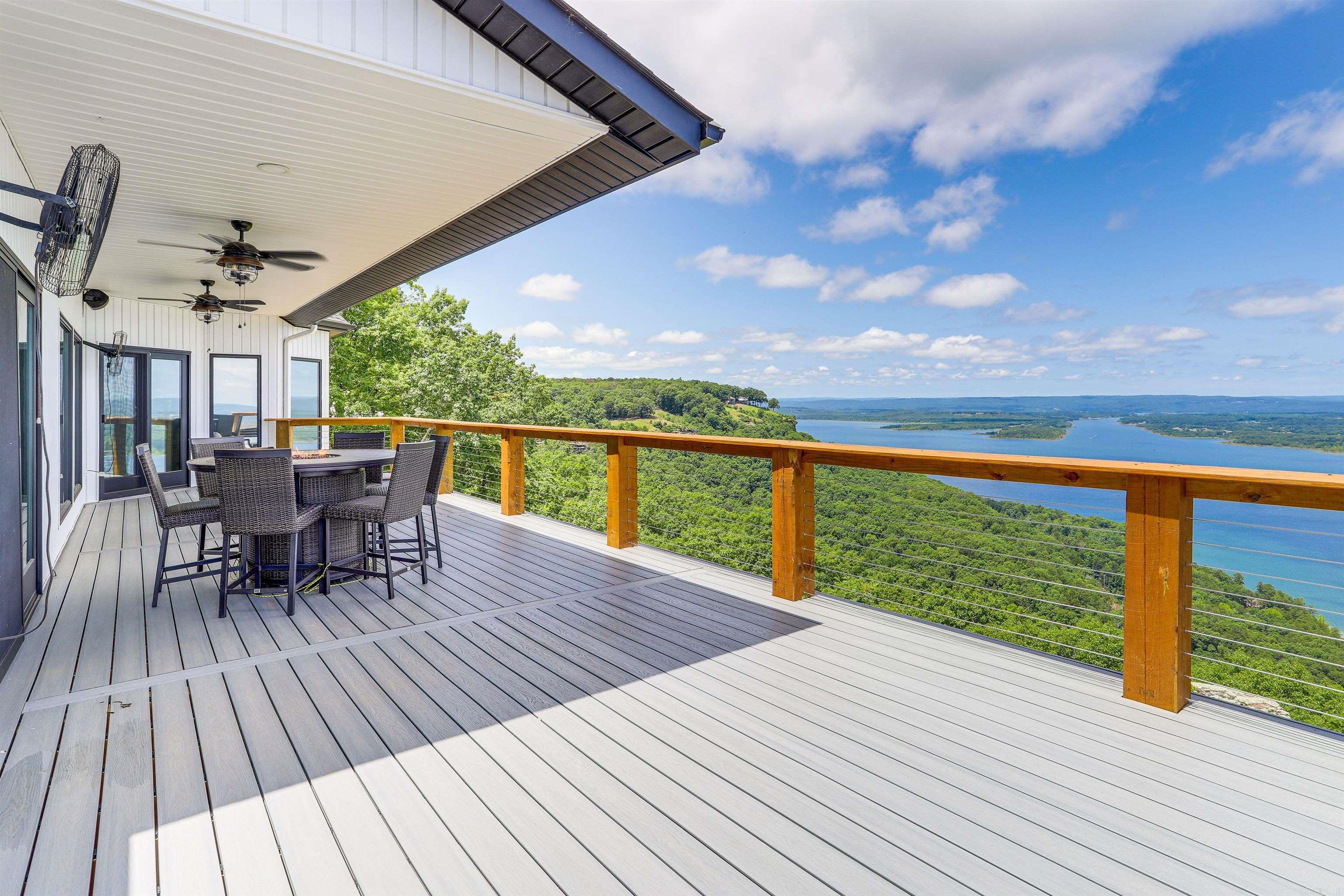 DIAMOND BLUFF ESTATES - Residential