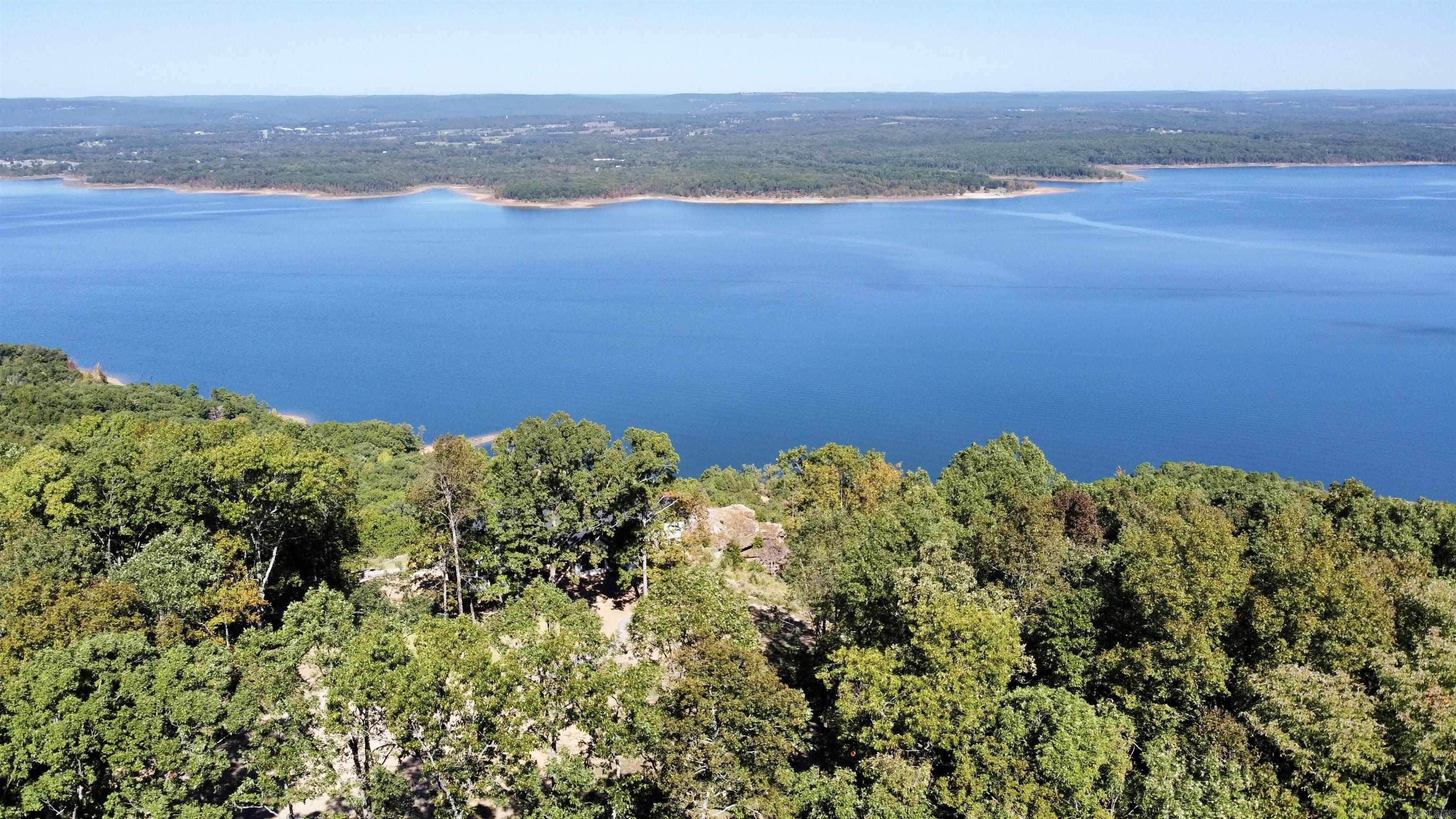 DIAMOND BLUFF ESTATES - Residential