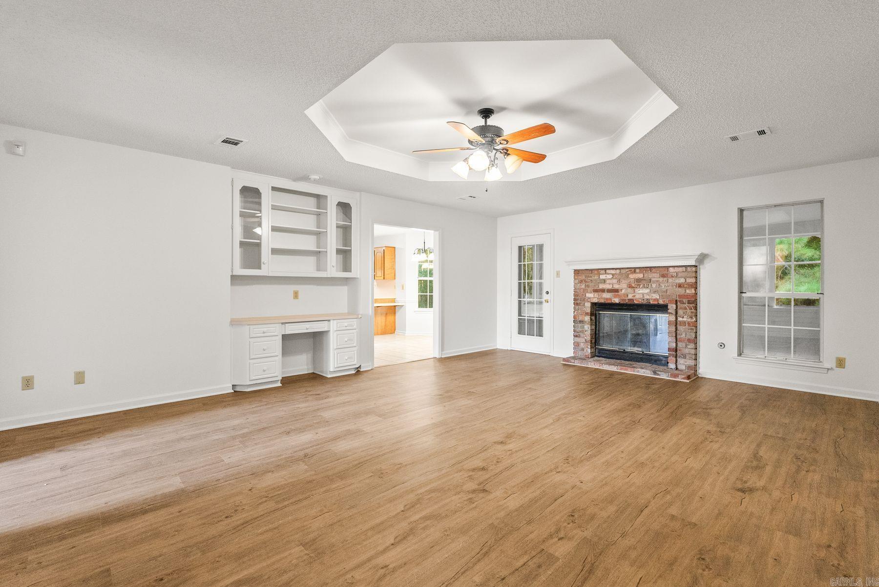 STONEWALL - Residential