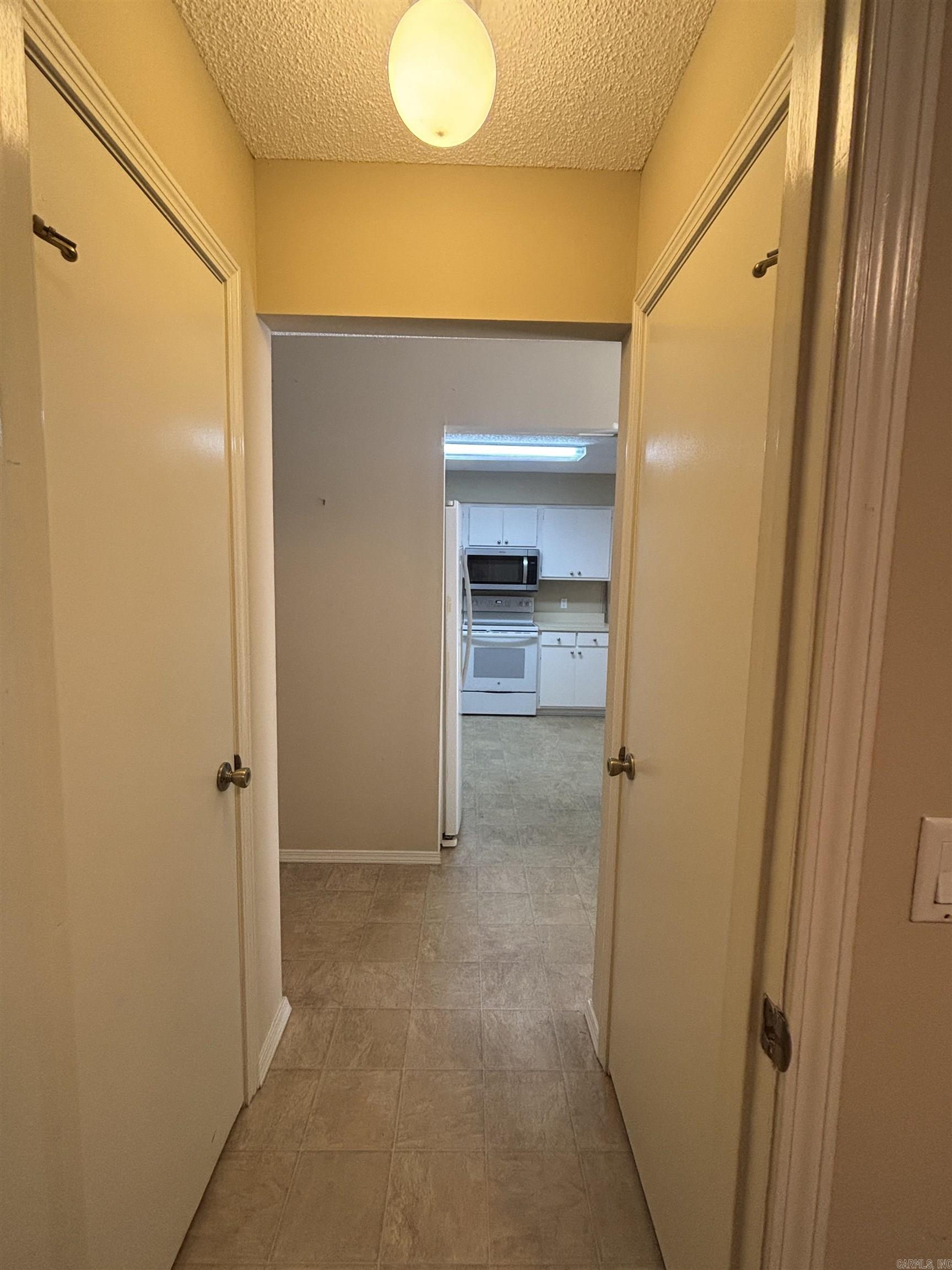 La Coruna Courts #3 - Residential