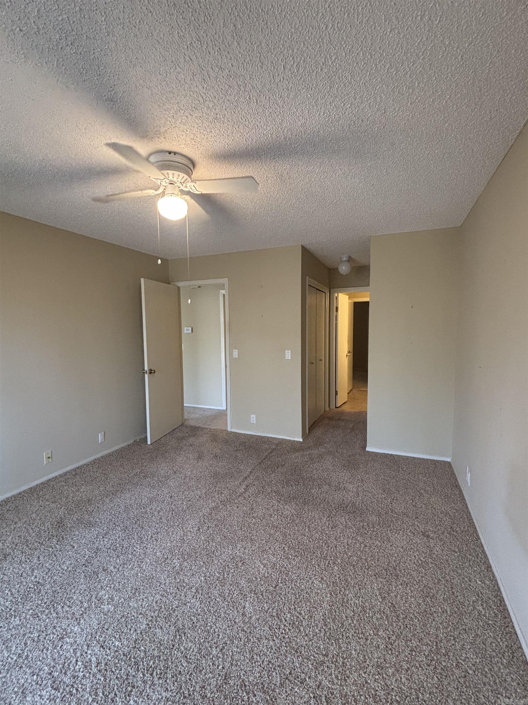 La Coruna Courts #3 - Residential