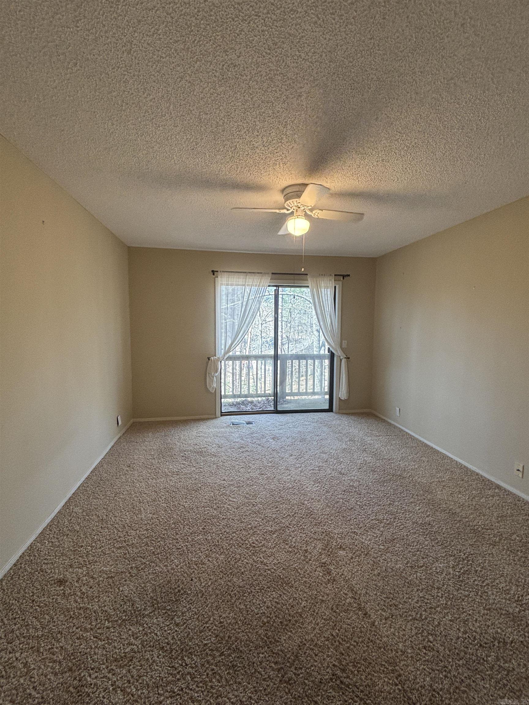 La Coruna Courts #3 - Residential