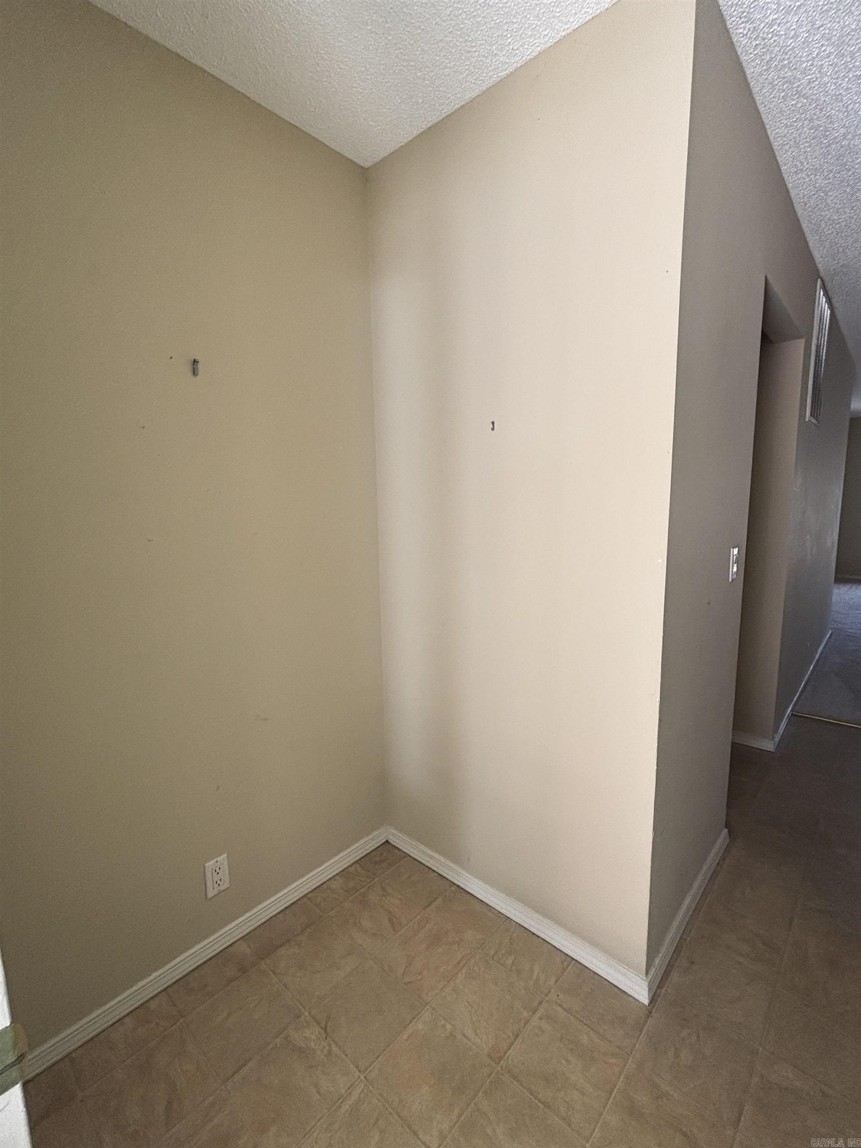 La Coruna Courts #3 - Residential