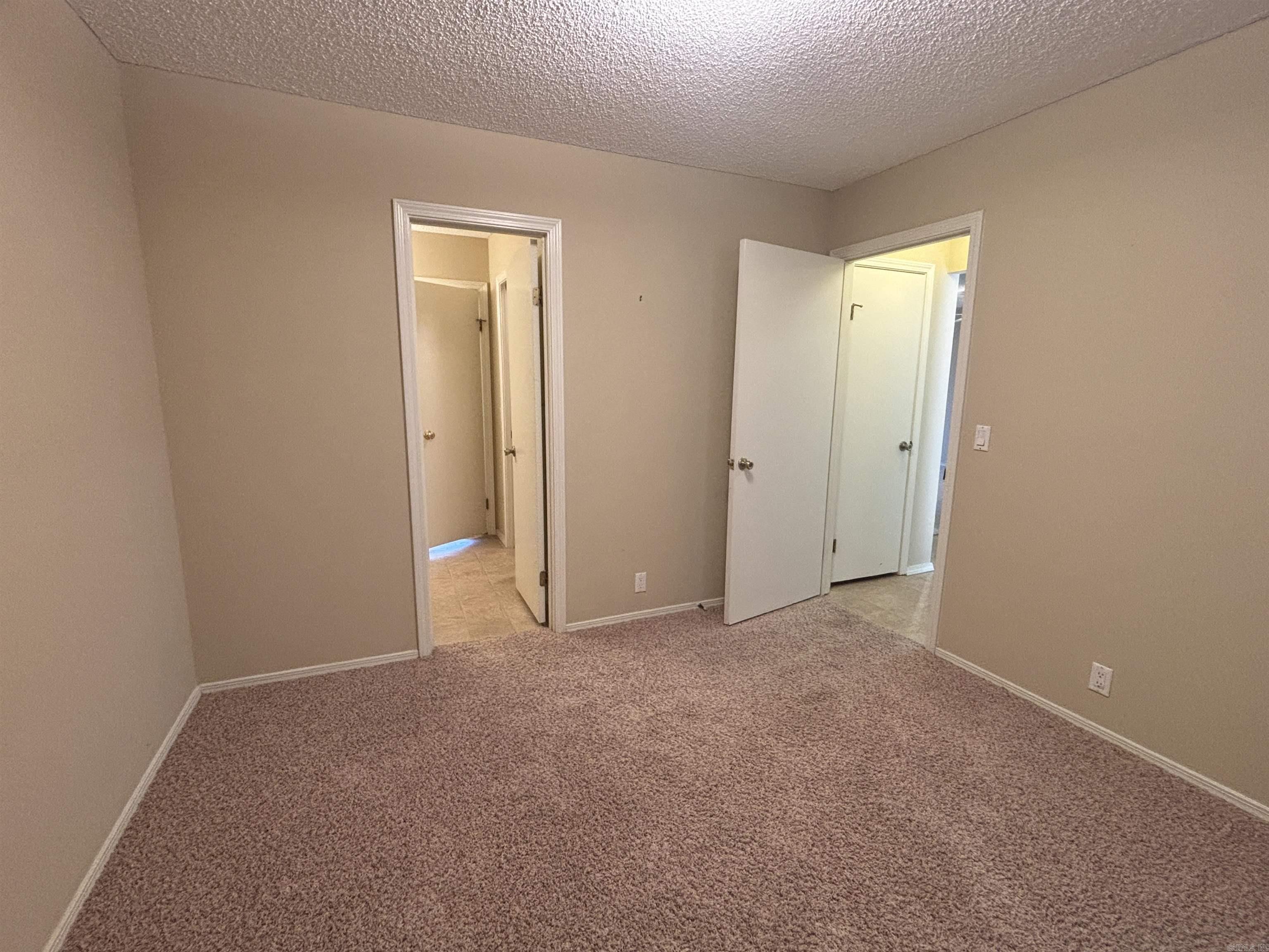 La Coruna Courts #3 - Residential