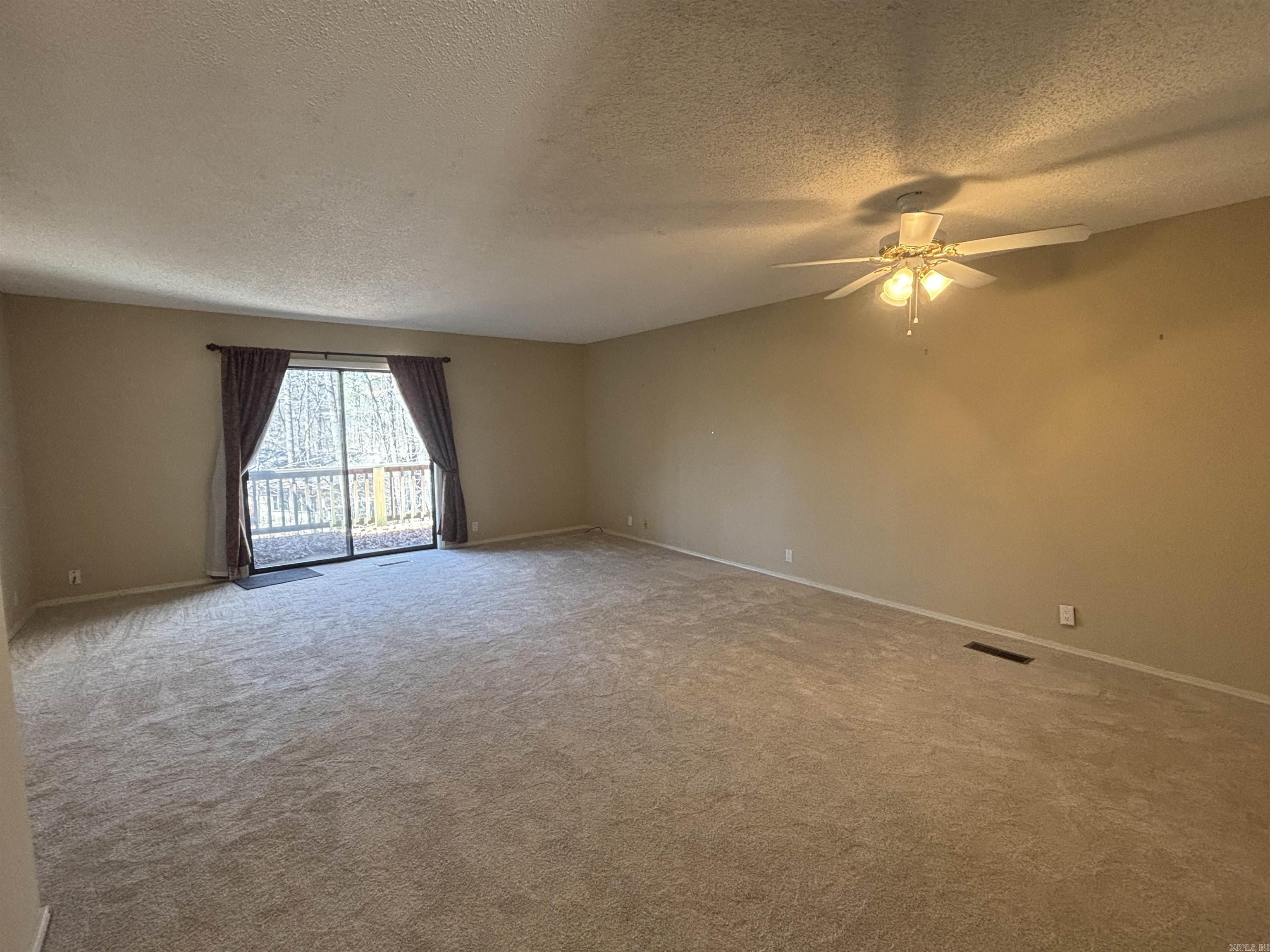 La Coruna Courts #3 - Residential