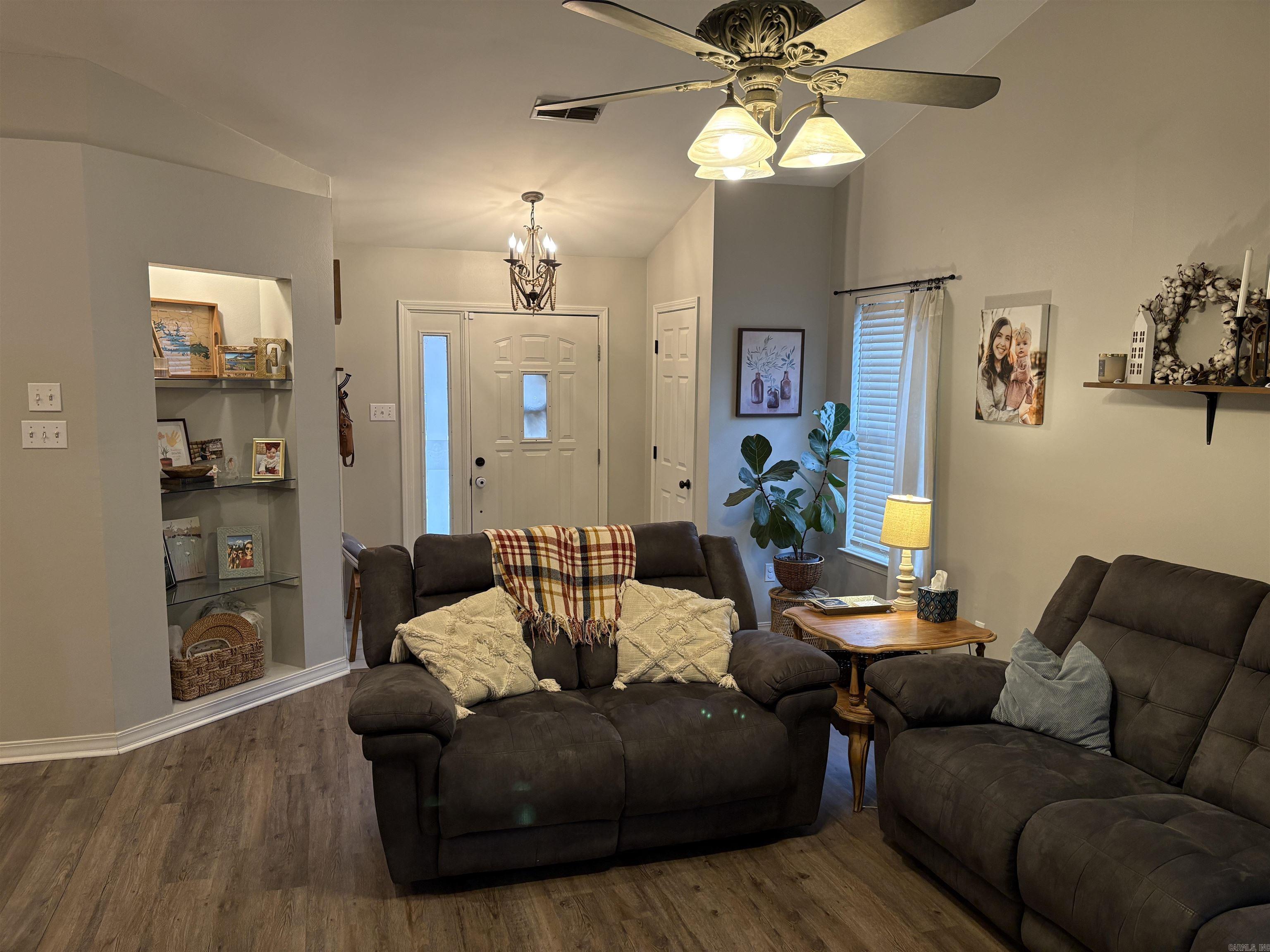 STEEPLECHASE - Residential