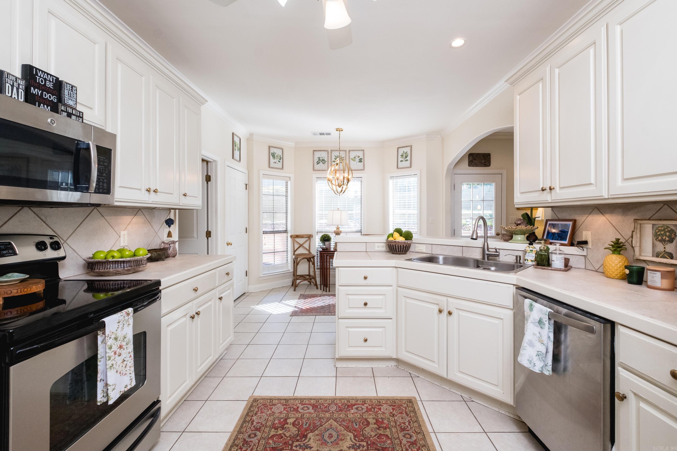 PEBBLE BEACH WOODS ADDN - Residential