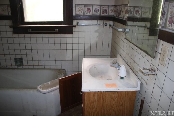 Monks 2 - Residential