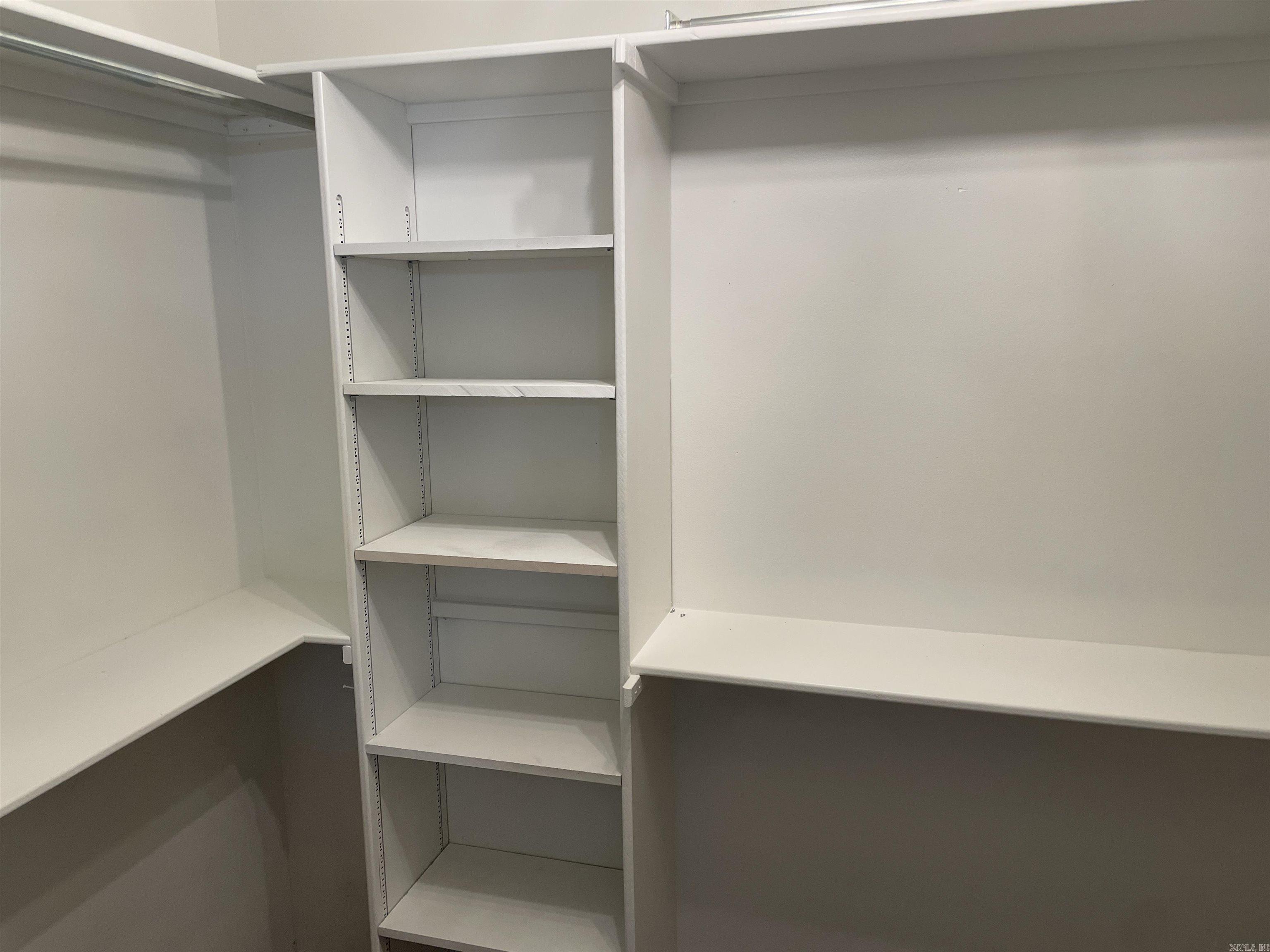 DEERFIELD - Residential